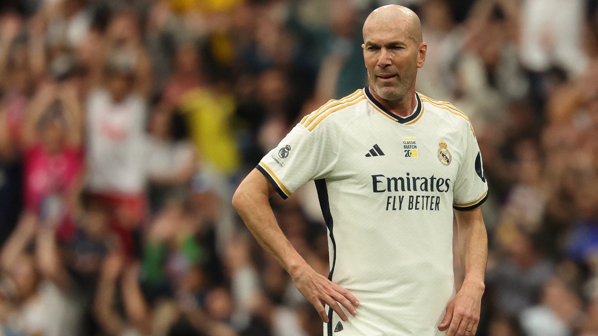 VIDEO: Zizou’s still got it! Zinedine Zidane shows off incredible link-up with Raul as Real Madrid greats Iker Casillas, Luis Figo & more feature in legends match