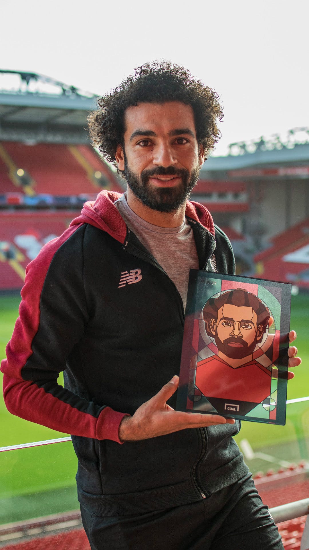 Goal 50 | Mohamed Salah with third place award