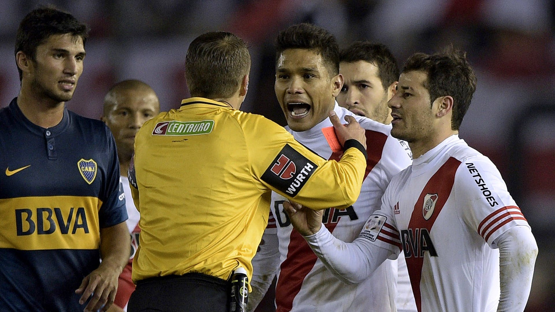 Match Suspended Gas Boca Juniors River Plate Superclasico Copa Libertadores 2015