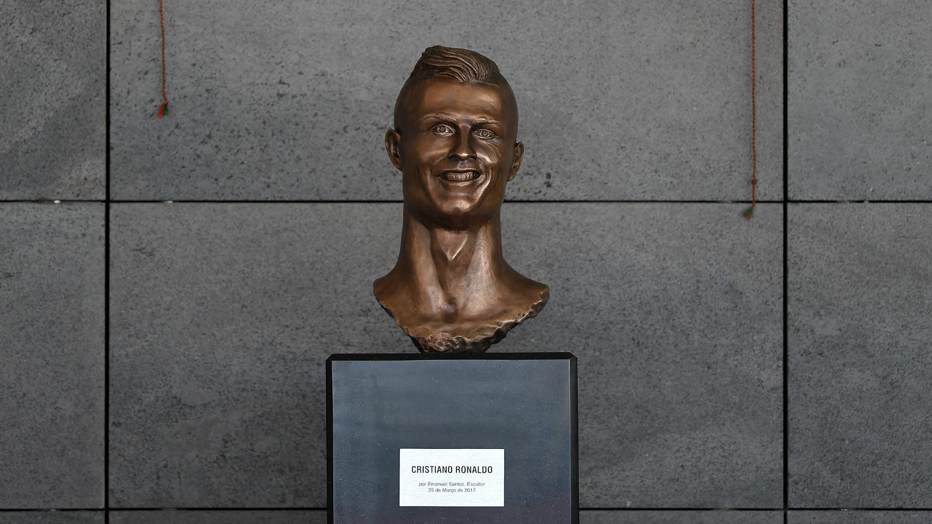 Cristiano Ronaldo's bronze bust at Madeira