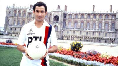 Osvaldo Ardiles PSG 1982