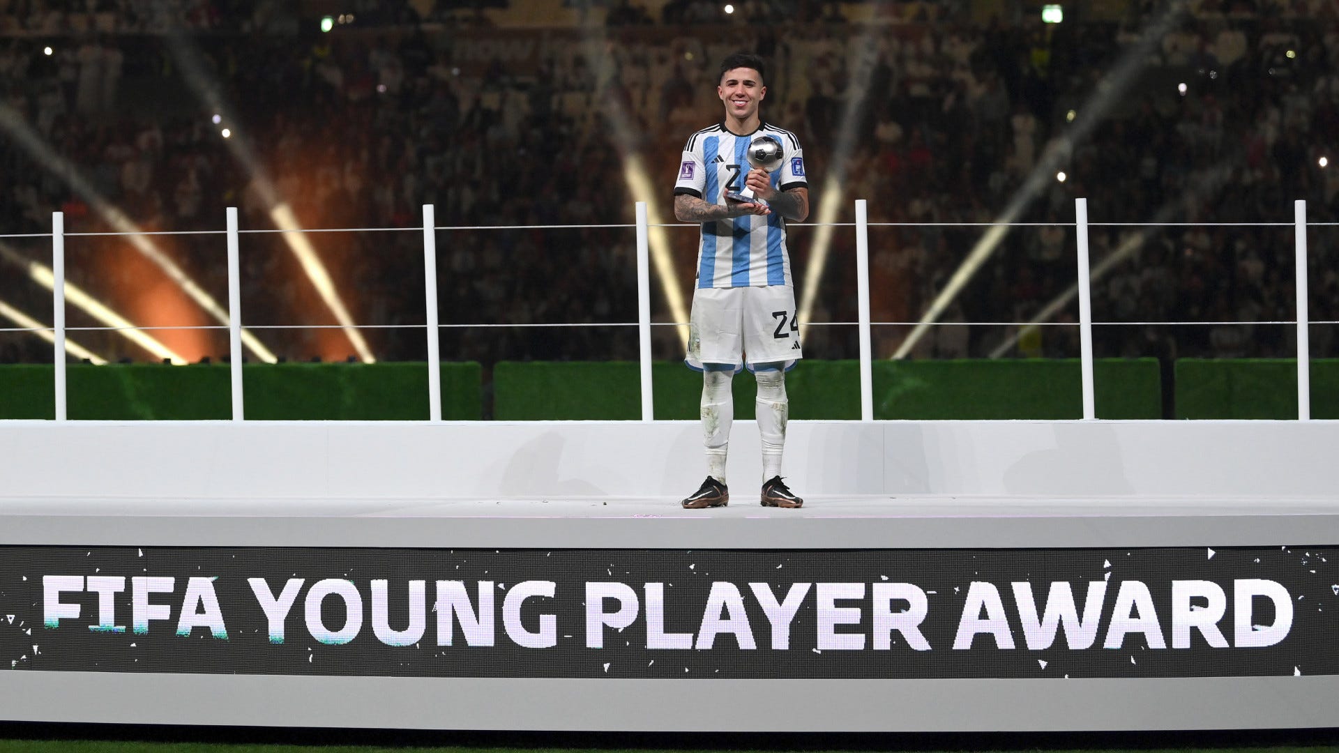 Argentina's Enzo Fernandez wins World Cup 2022 Young Player of the  Tournament | Goal.com Australia