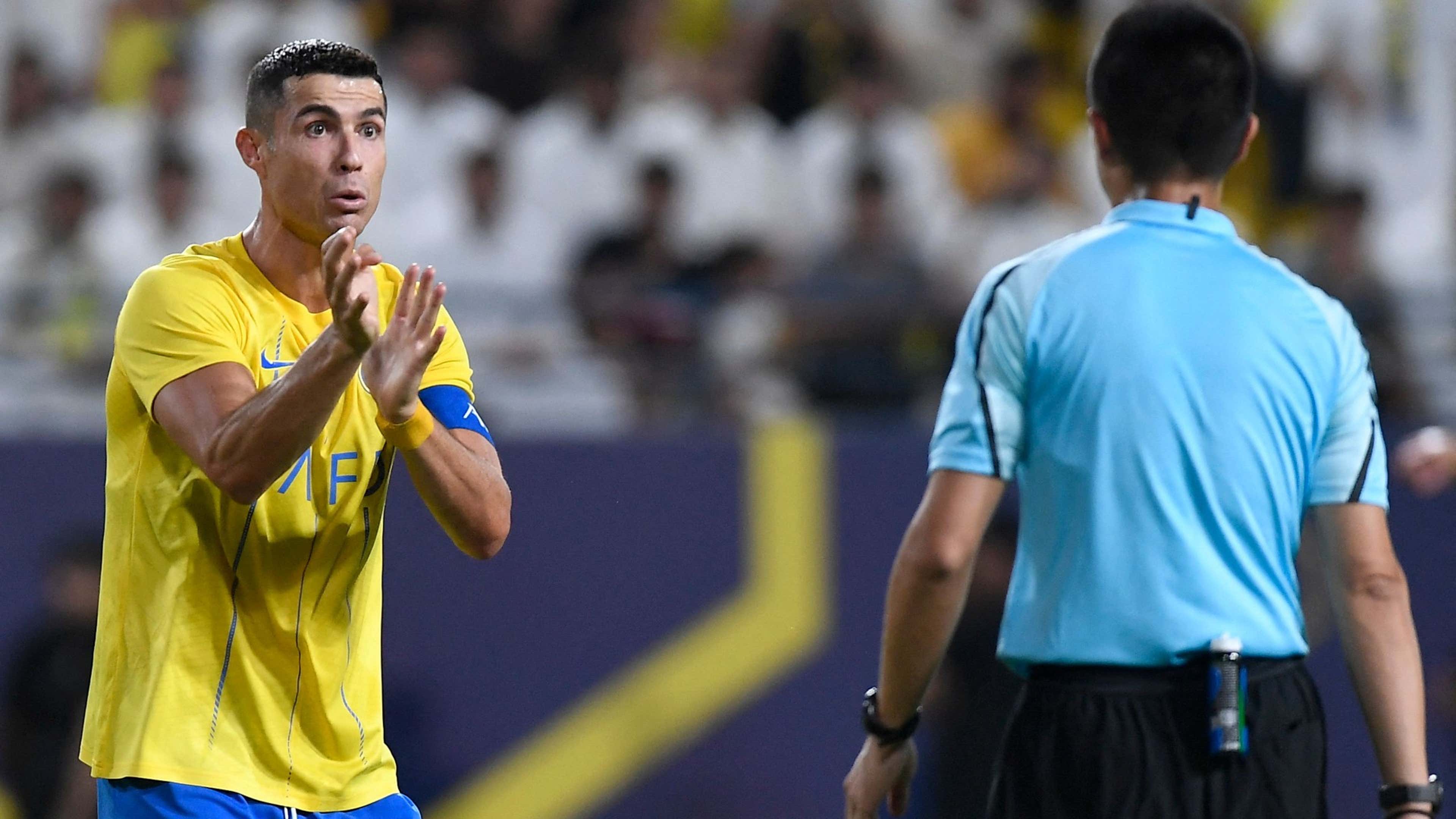 Cristiano Ronaldo is fuming! Al-Nassr star denied three penalties in first  half of Champions League clash against Shabab Al-Ahli as he tells officials  to 'wake up!' | Goal.com English Oman