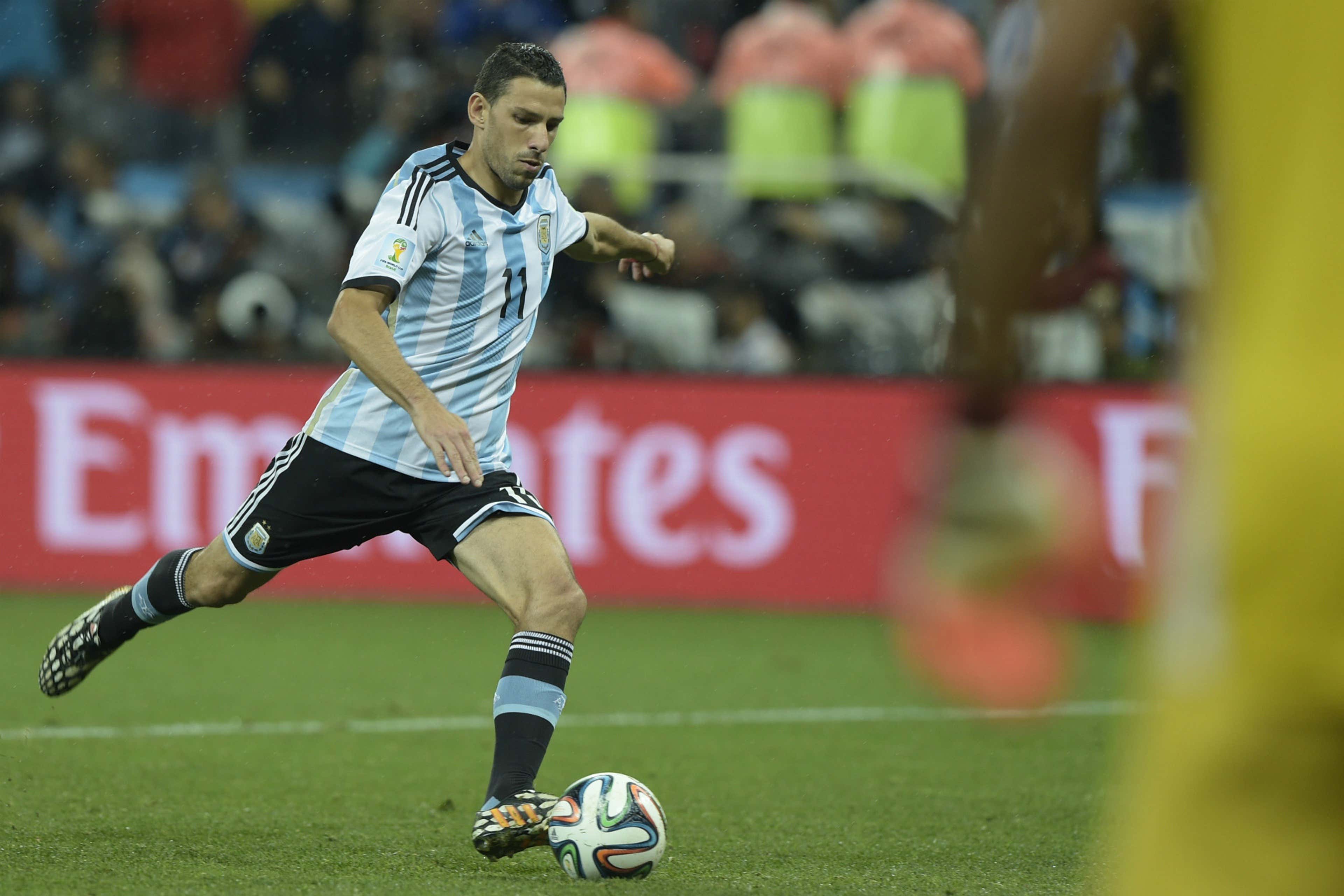 Maxi Rodriguez Argentina Netherlands FIFA World Cup 2014