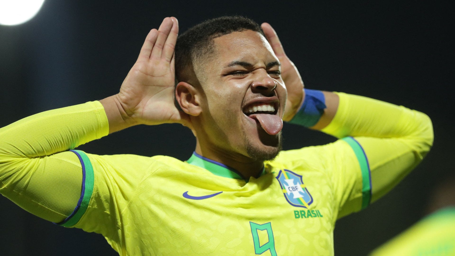 Vitor Roque to reject Arsenal as free-scoring Brazilian wonderkid eyes dream Barcelona move | Goal.com US