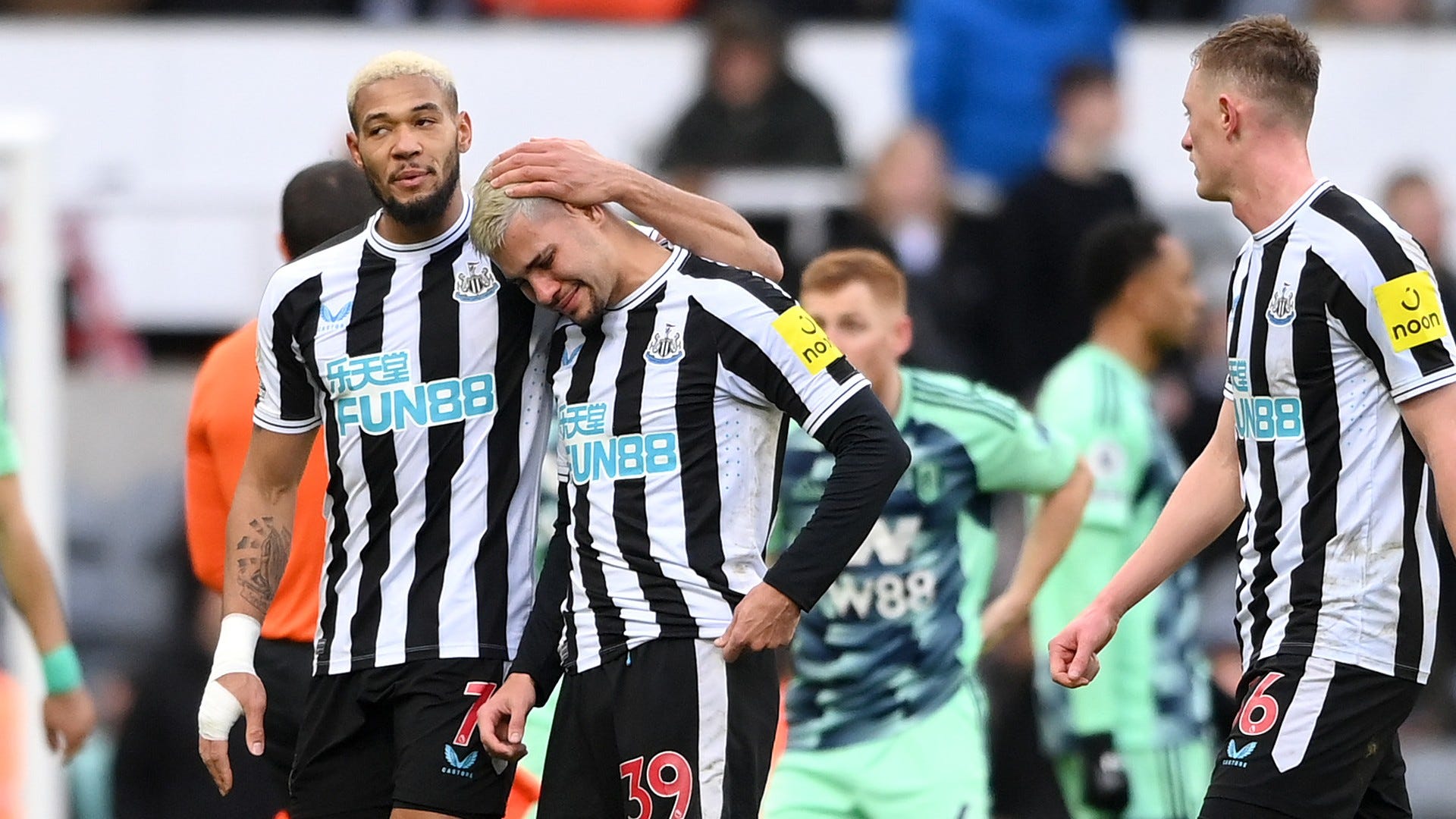  Newcastle United's head coach in tears as his best-holding midfielder sustained ankle Injury