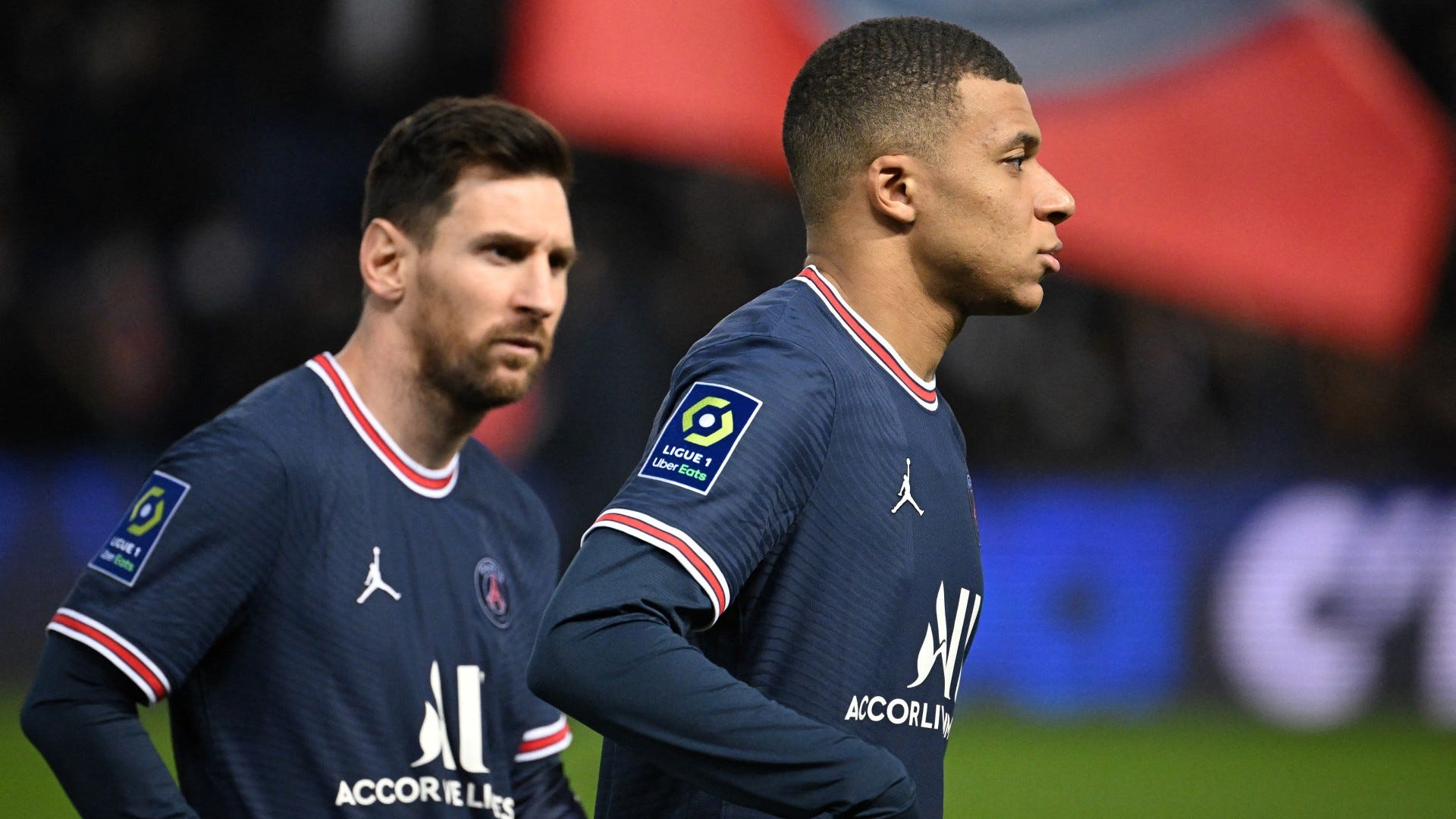 Mbappe Happy To Let Messi Play In His Position And Become Psg S Leading Man Goal Com Us