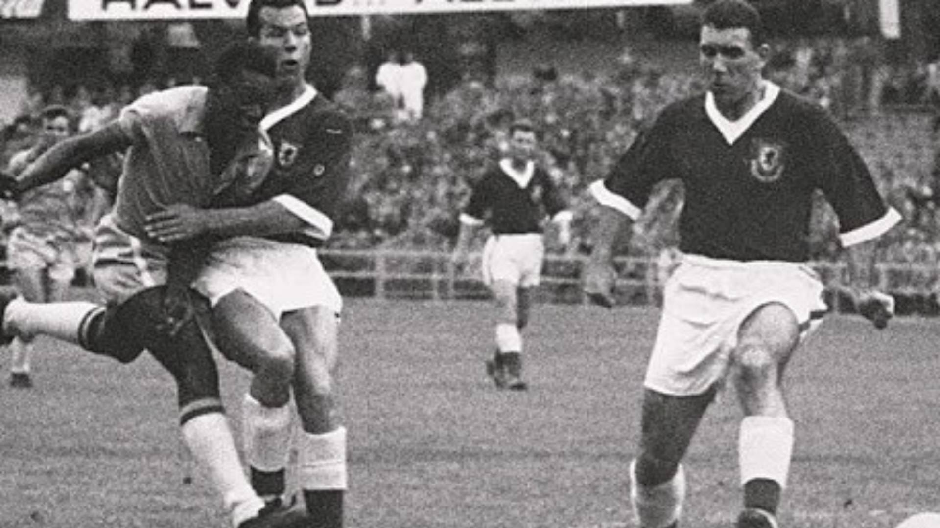 De volta à Copa após 64 anos, País de Gales sofreu com Pelé em sua única participação