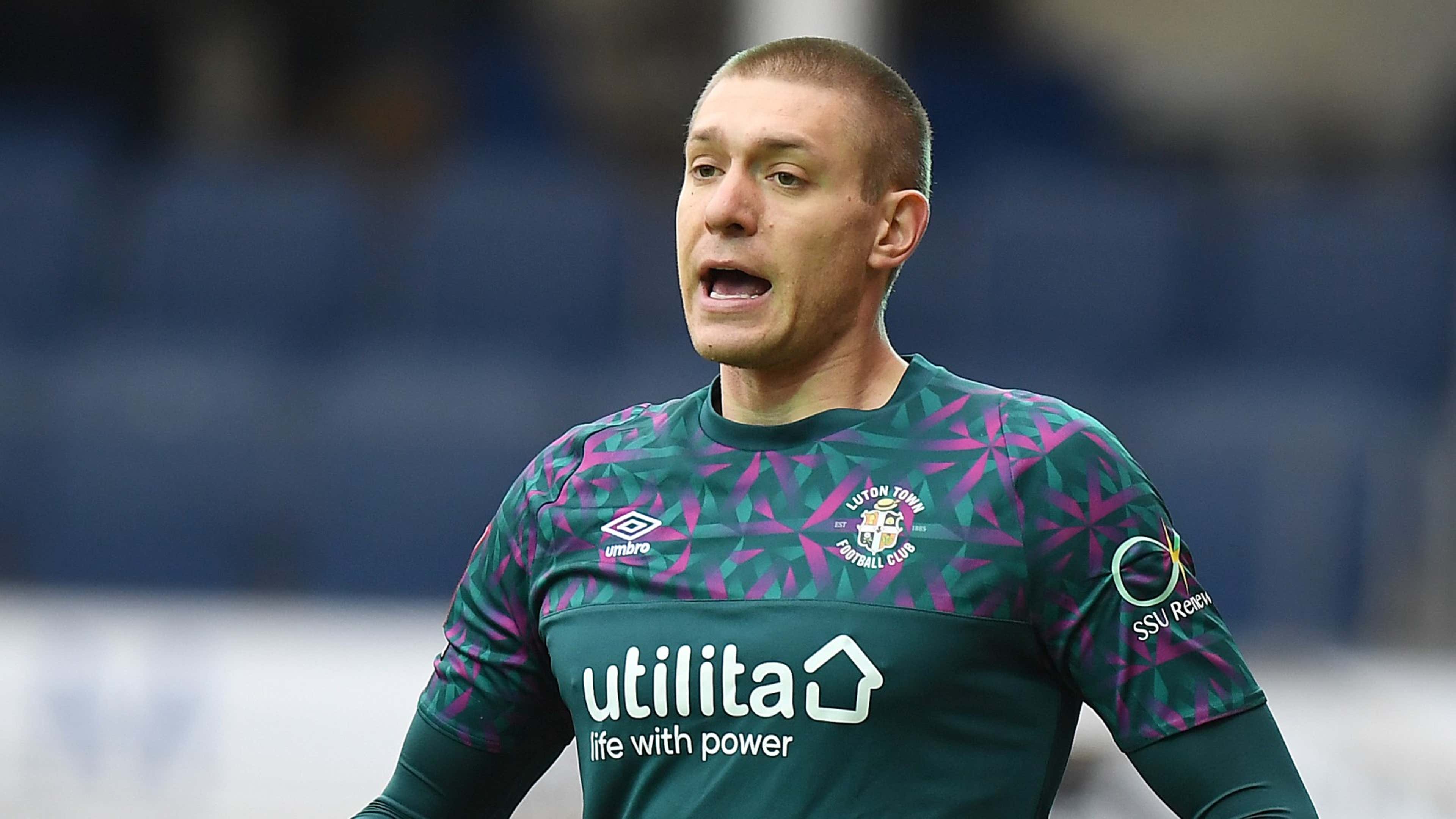 Luton Town pass up Ethan Horvath transfer option despite USMNT goalkeeper's  key role in Premier League promotion after loan from Nottingham Forest |  Goal.com India
