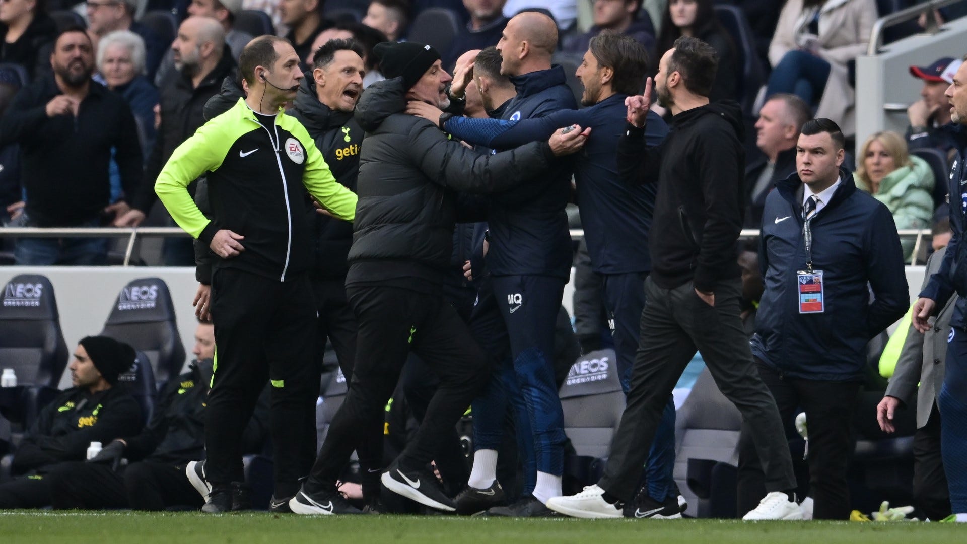 Explained Why Roberto De Zerbi and Cristian Stellini had bizarre feud that led Brighton and Tottenham managers to get red cards Goal US