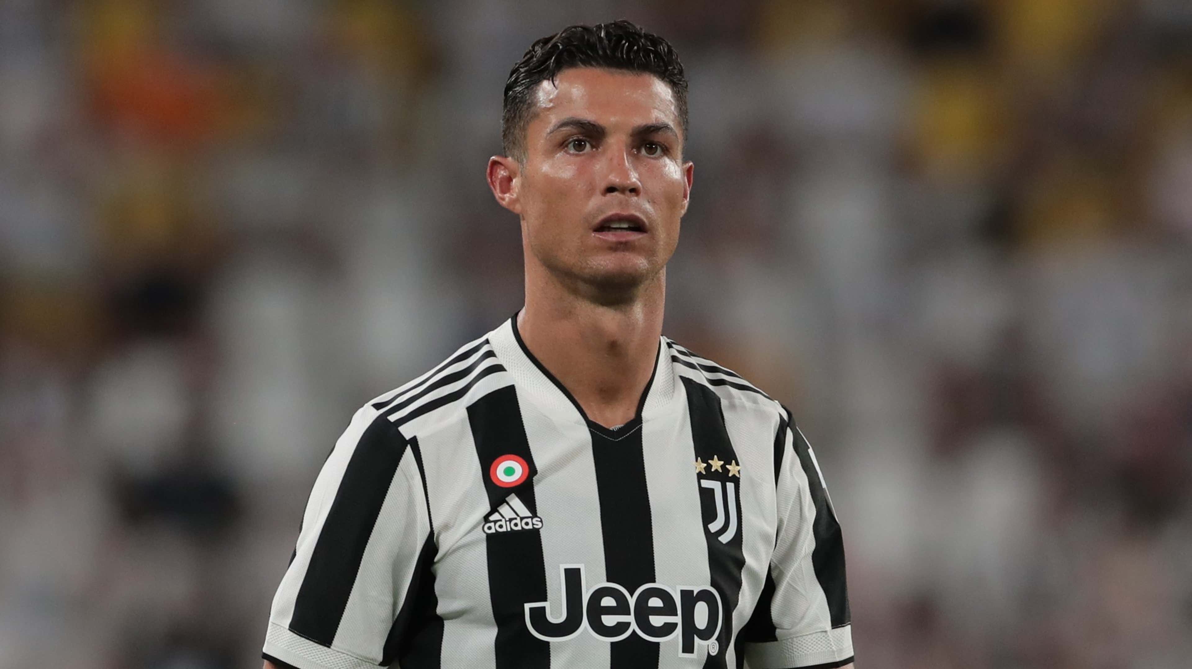 Aanbeveling Geduld ballon Ronaldo has 'no intention of staying at Juventus', admits manager Allegri |  Goal.com US