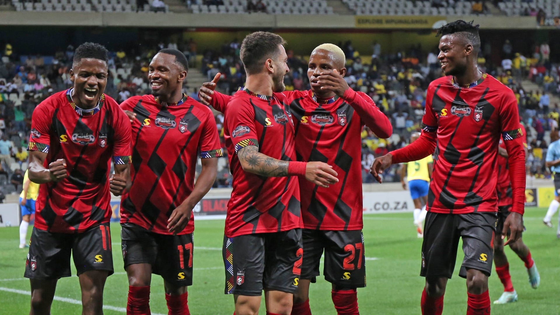 Who won the battle of the kits: Is it Chiefs‚ Pirates or Sundowns?
