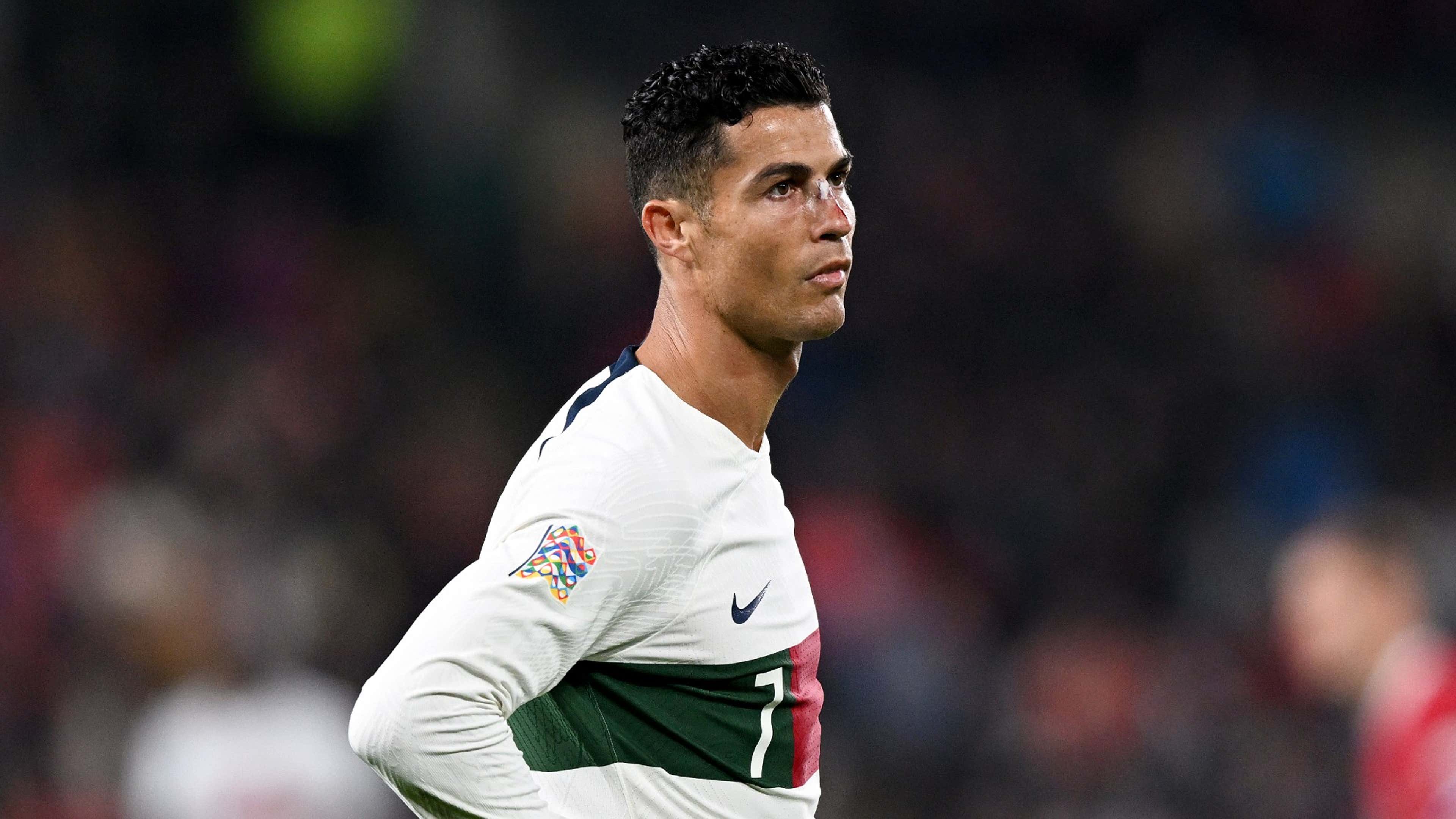 Ingratitude!' - Ronaldo critics sent 'blush with shame' message as  Carvalhal defends under-fire Portugal captain | Goal.com English Kuwait