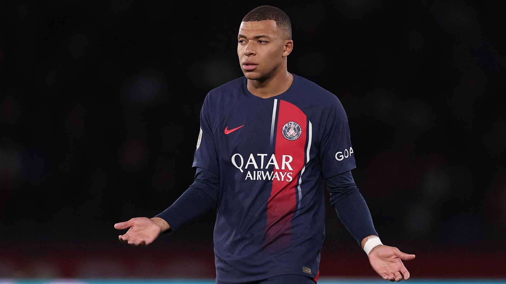 Man Utd, Liverpool on red alert as Kylian Mbappe triggers eye-catching Real  Madrid sale
