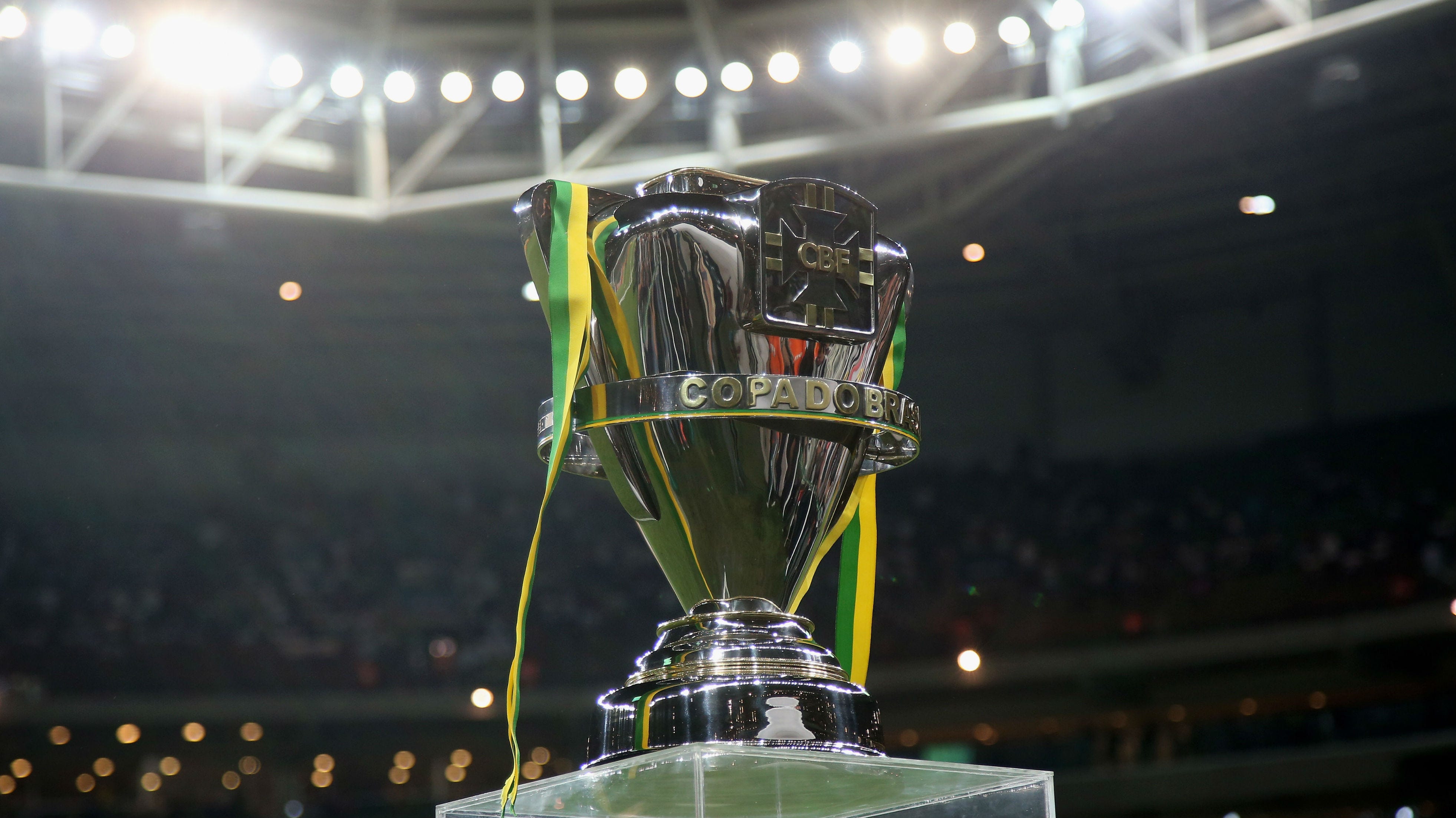 Decisão fora de casa e títulos: veja retrospecto do Flamengo em