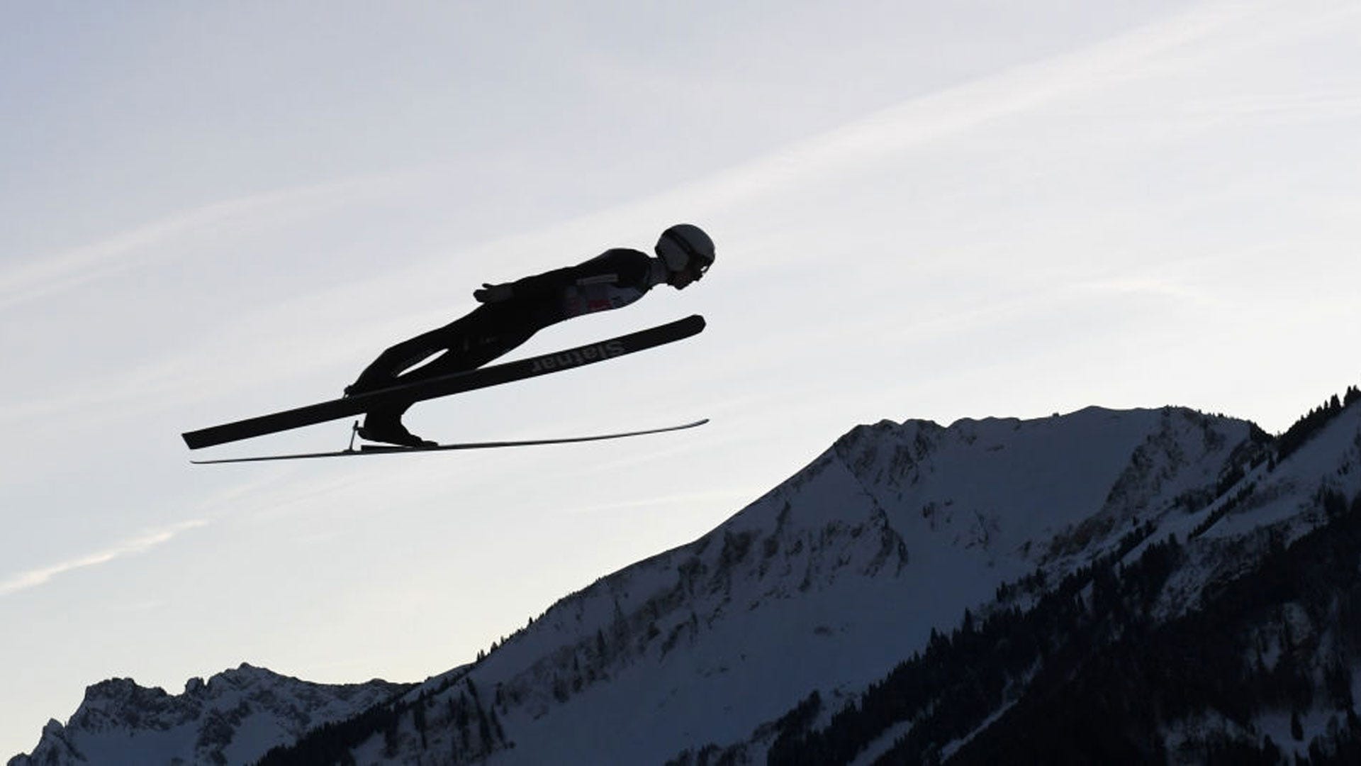 Skispringen live Die Springen der Männer im TV und LIVE-STREAM sehen Goal Deutschland