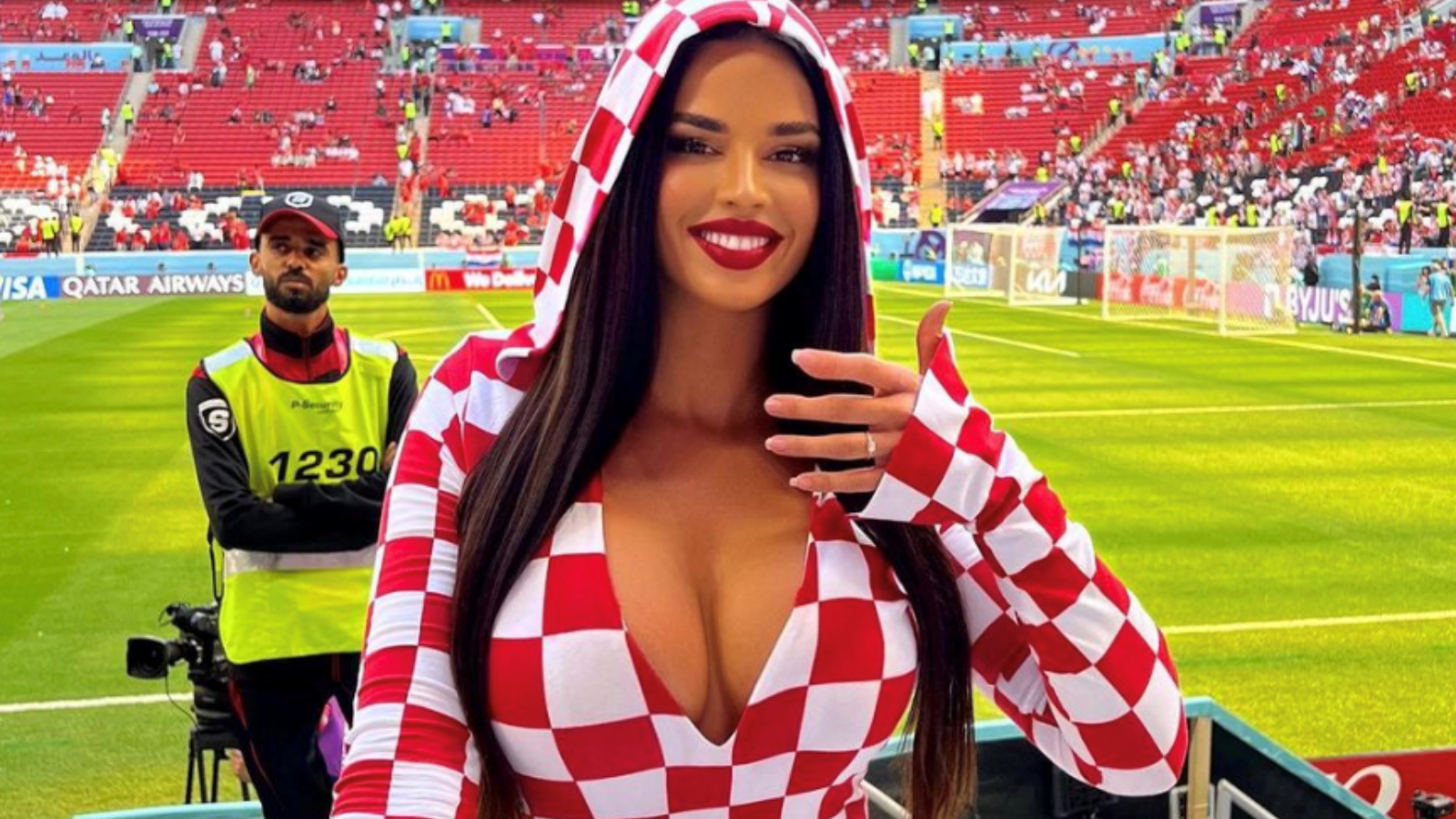 Quién Knoll, la eplosiva hincha que anima a la selección de Croacia en el Mundial de Qatar 2022? | Goal.com Espana