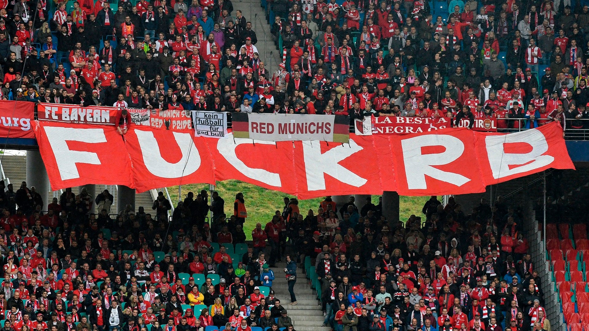 Bayern Munich Fuck RB protest 2019