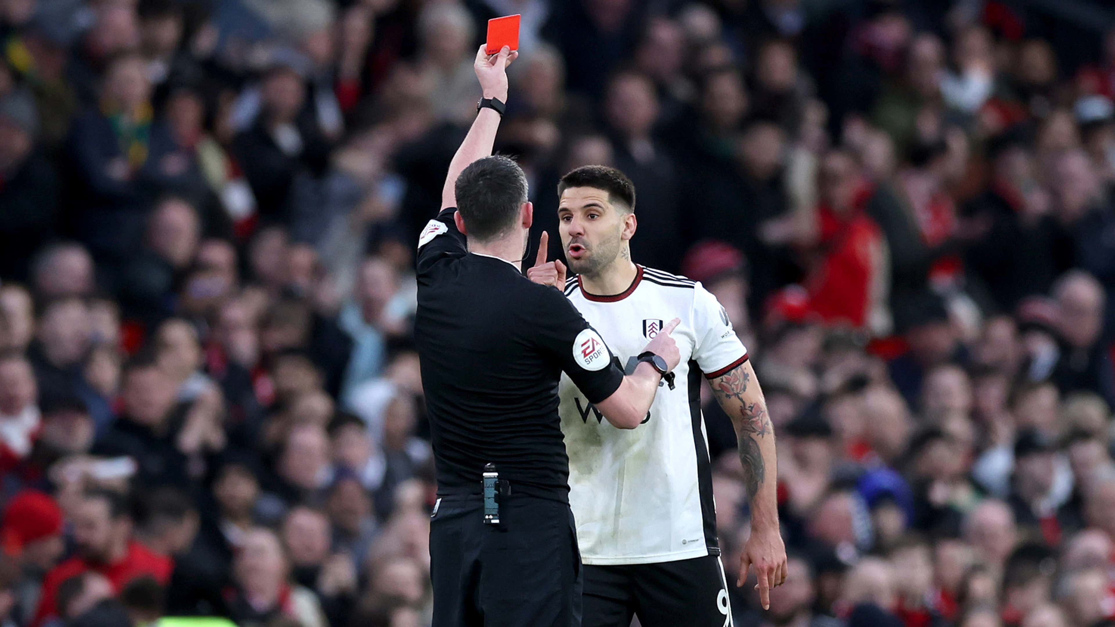 Aleksandar Mitrovic red card Manchester United Fulham FA Cup 2022-23