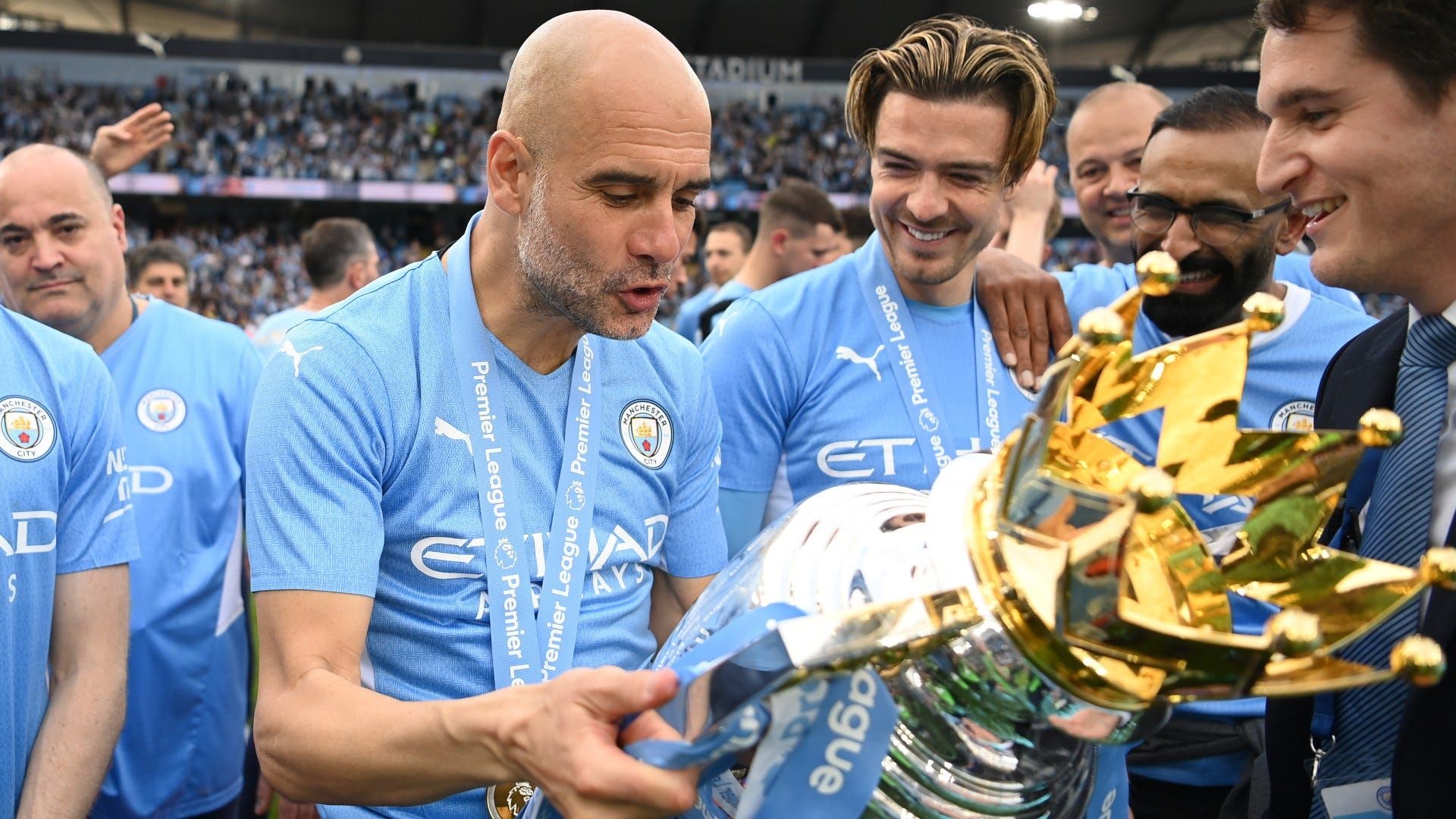 Man City Rallies to Win Premier League, Edging Liverpool by a