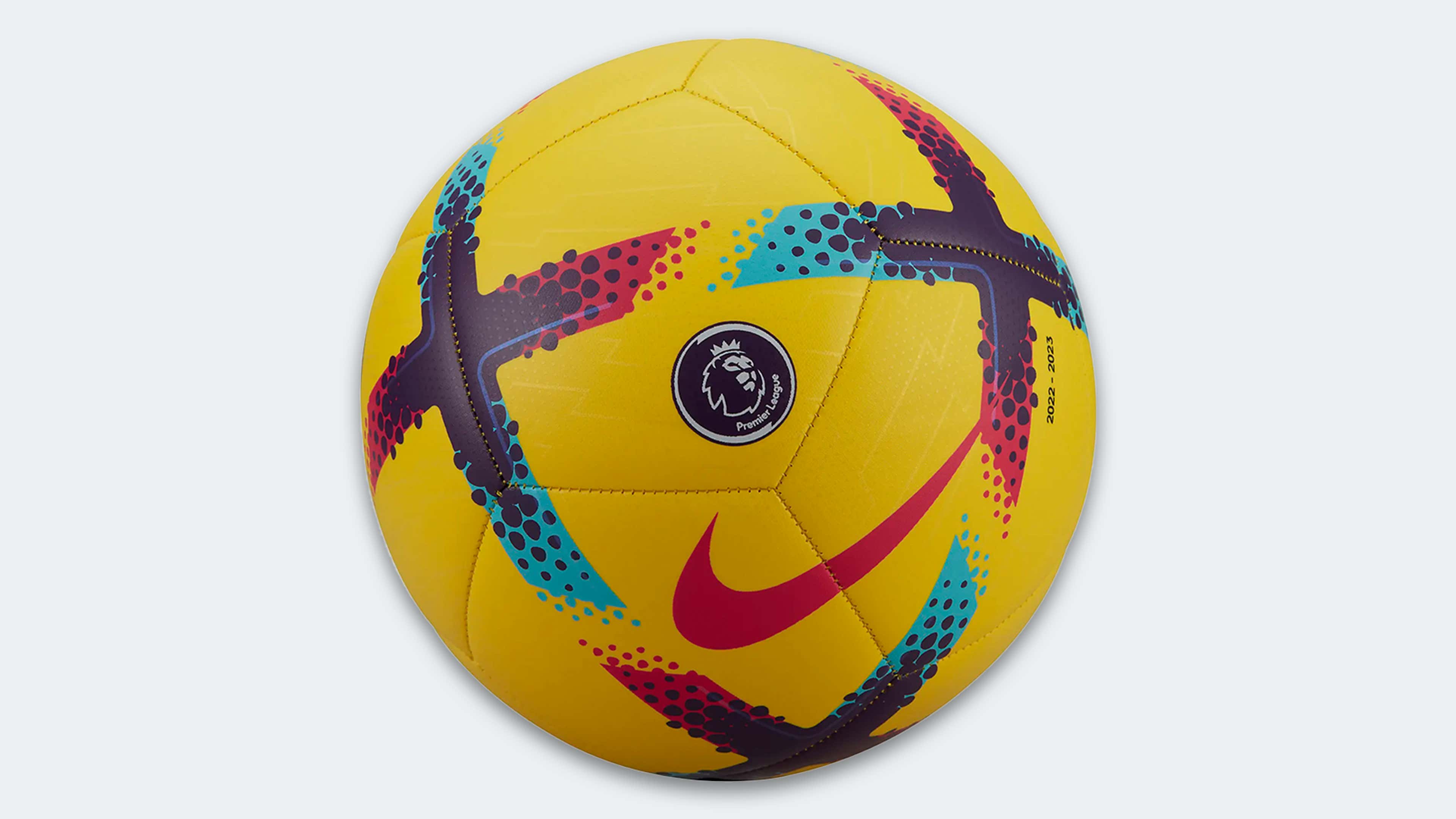 familia Víctor Tiranía Nike launch new Hi-Vis Premier League 2022-23 Flight ball for the winter  season | Goal.com