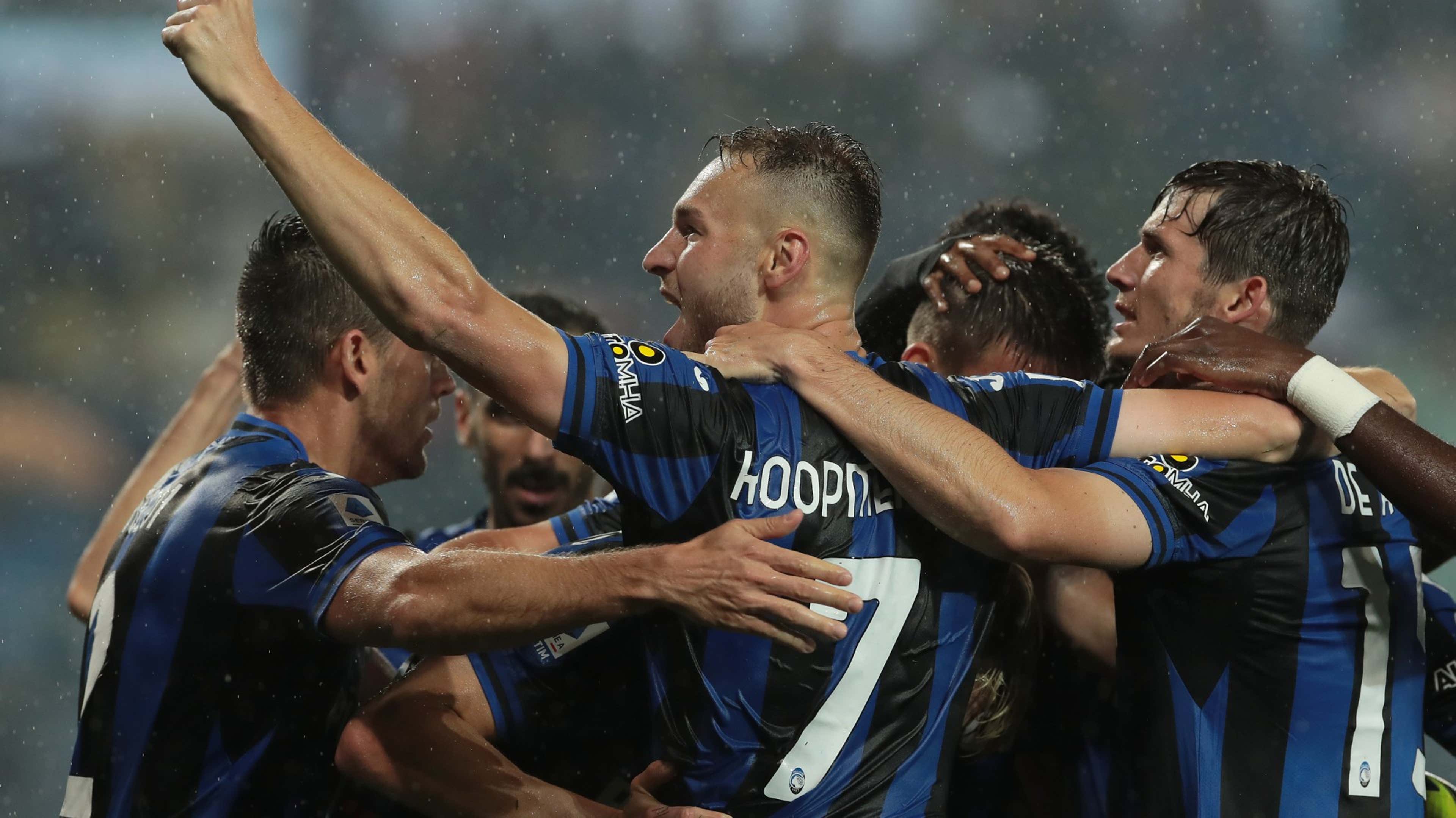 Atalanta celebrates goal against Monza