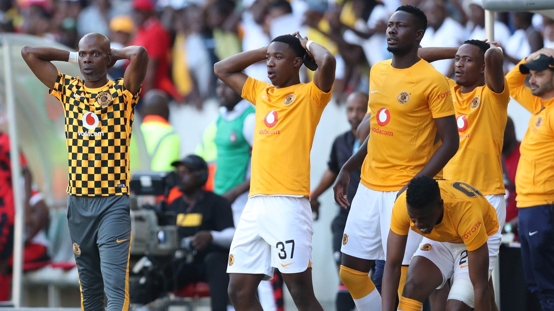 Nine-man Kaizer Chiefs bravely down Wydad Casablanca at FNB