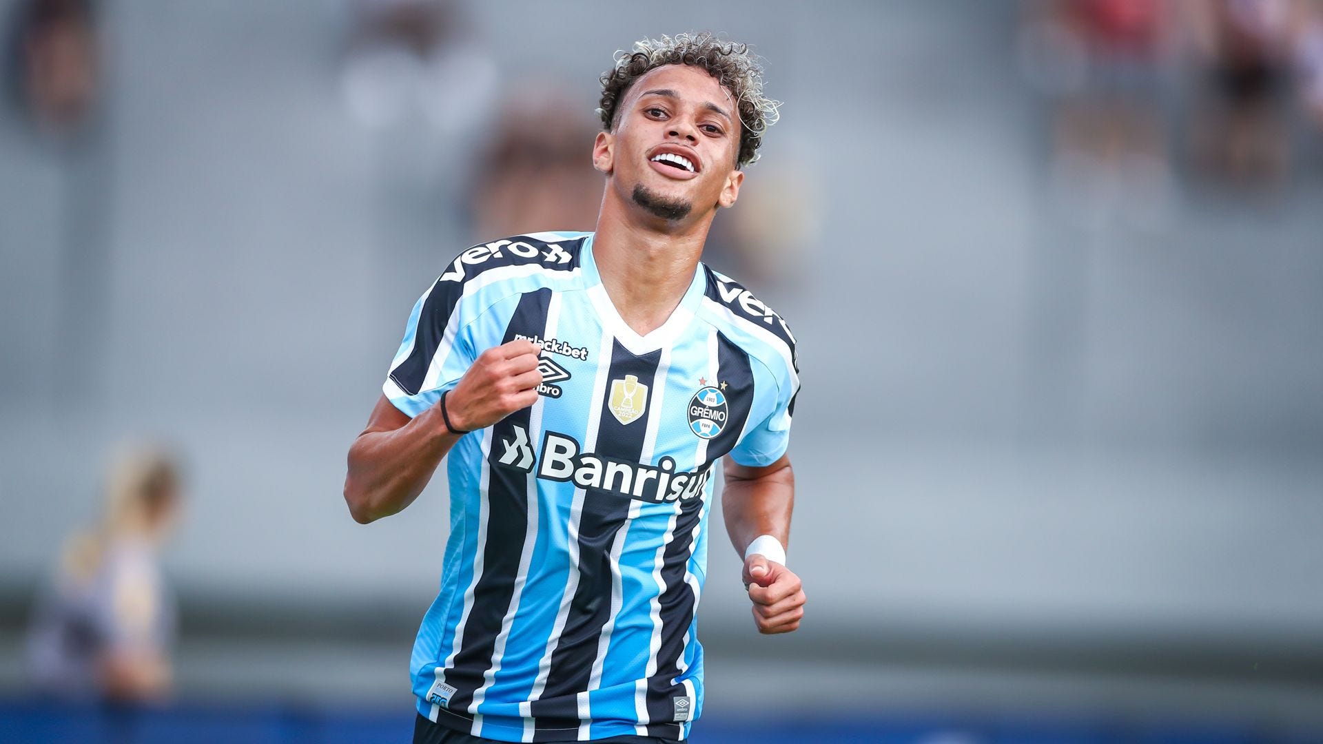 OFF) Grêmio negocia Bitello, destaque da equipe no Campeonato Brasileiro,  com clube russo - FogãoNET