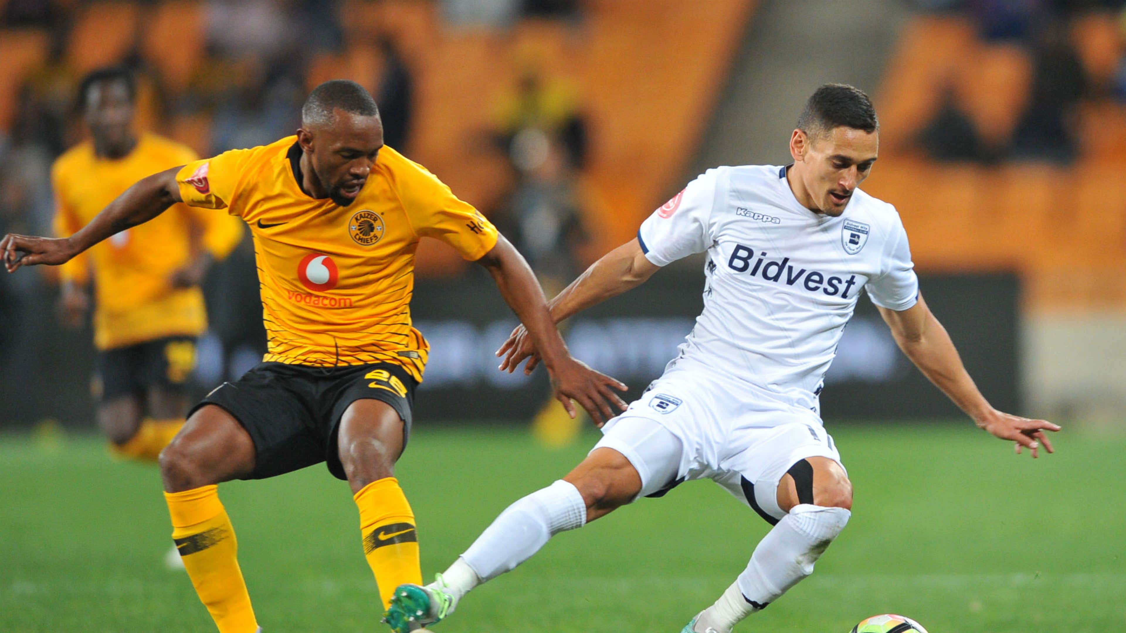 Cole Alexander of Bidvest Wits is challenged by Bernard Parker of Kaizer Chiefs, August 2018
