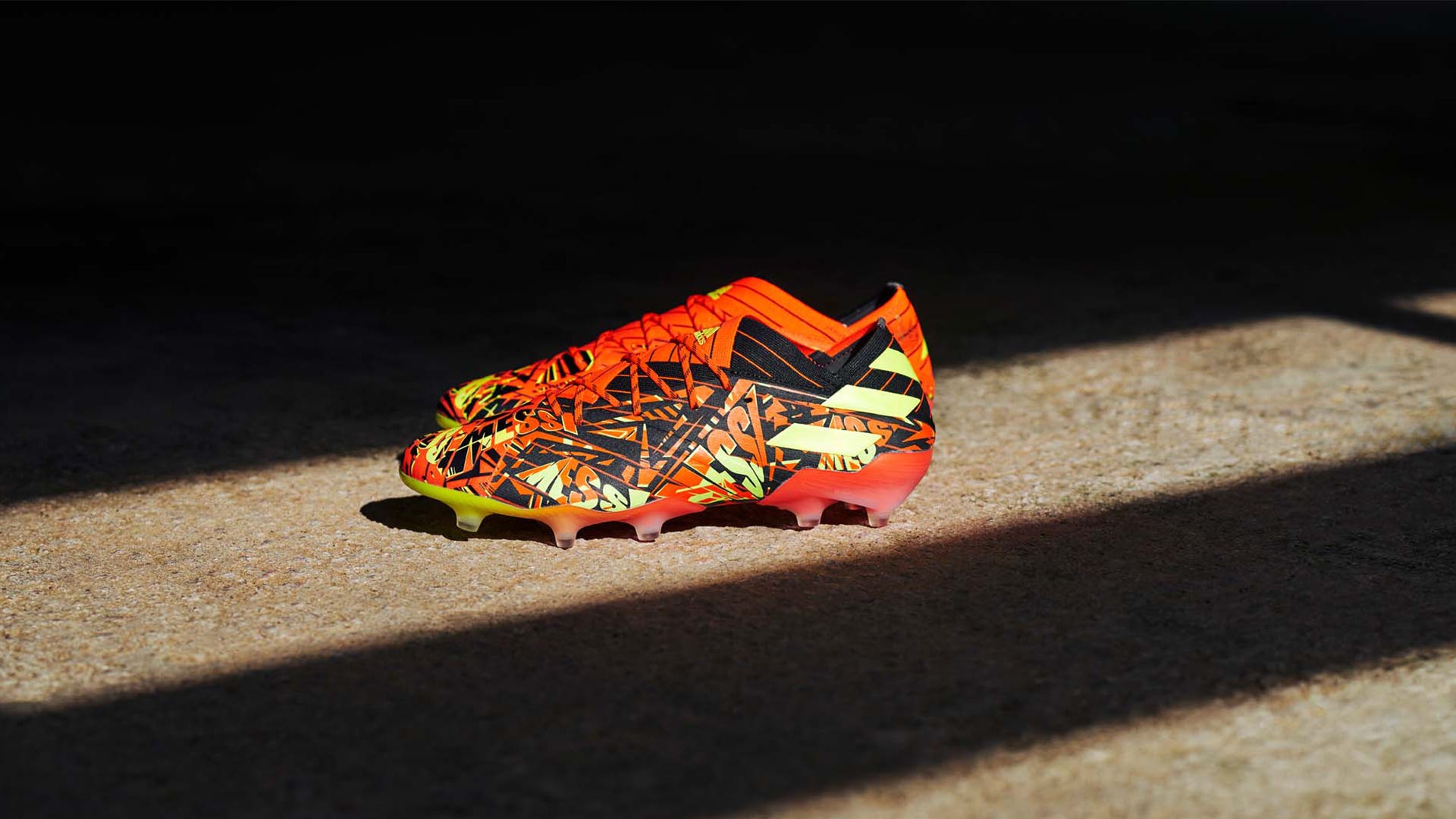 9.messi_boots