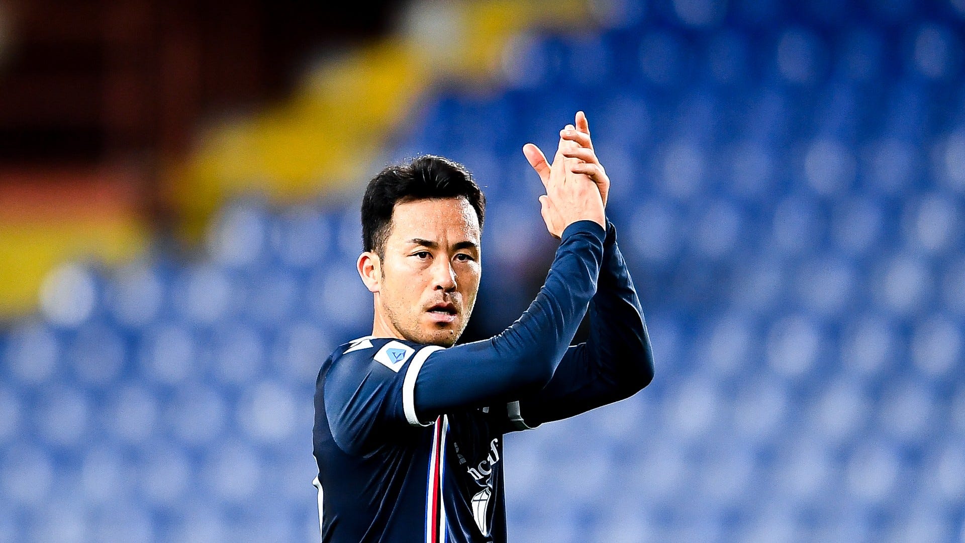 吉田麻也が2年半所属したサンプドリアを退団 クラブが公式snsで別れ ありがとうマヤ Goal Com 日本
