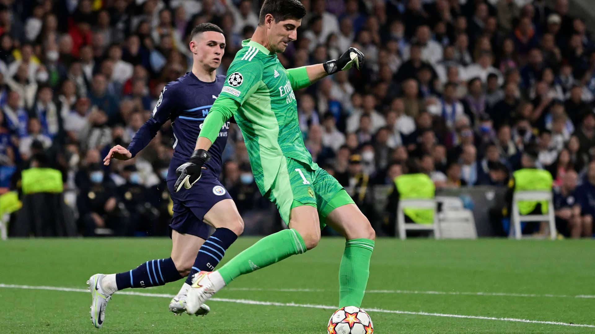 THIBAUT COURTOIS REAL MADRID CHAMPIONS LEAGUE 04052022