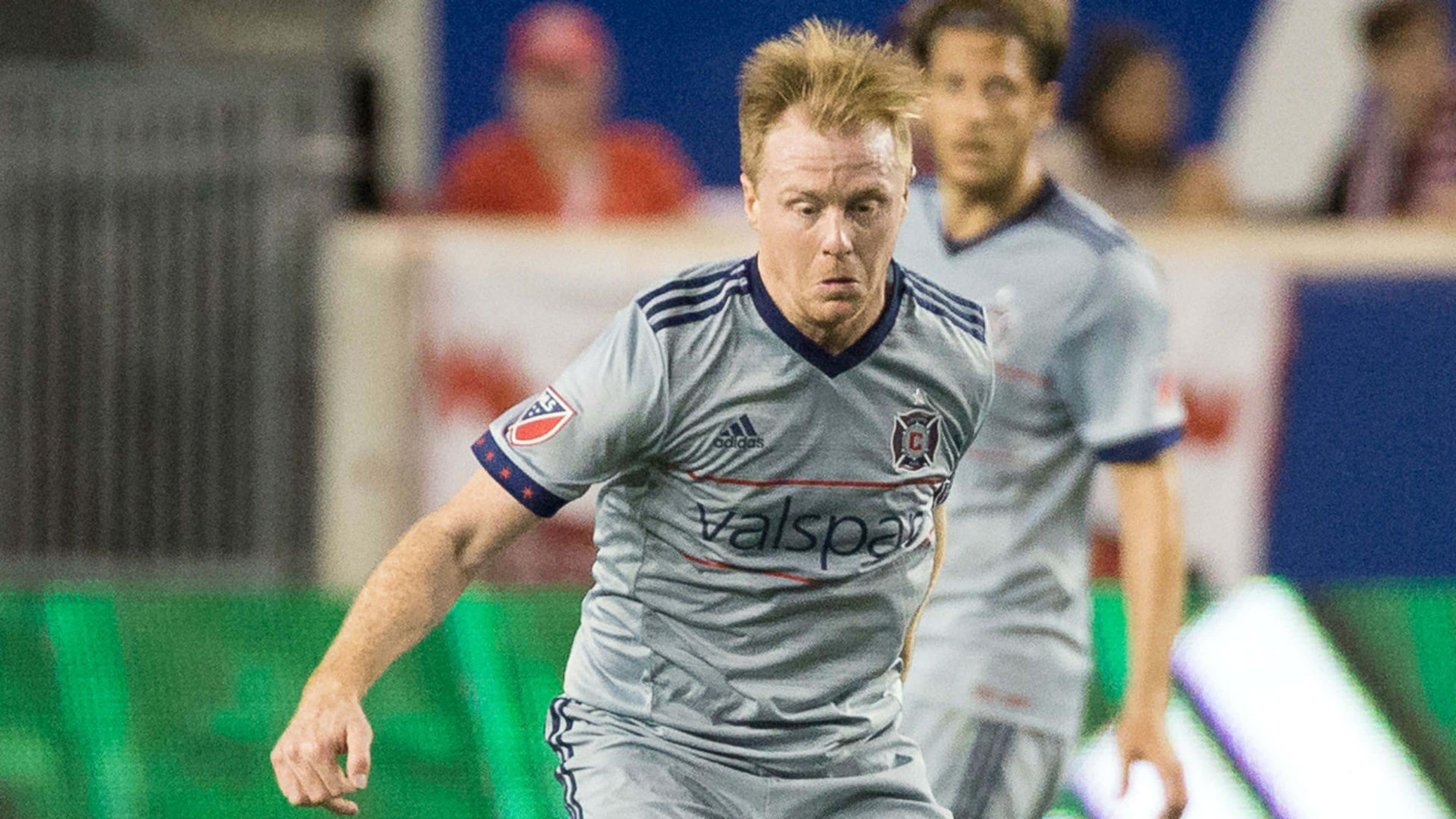 Dax McCarty Chicago Fire MLS 042917