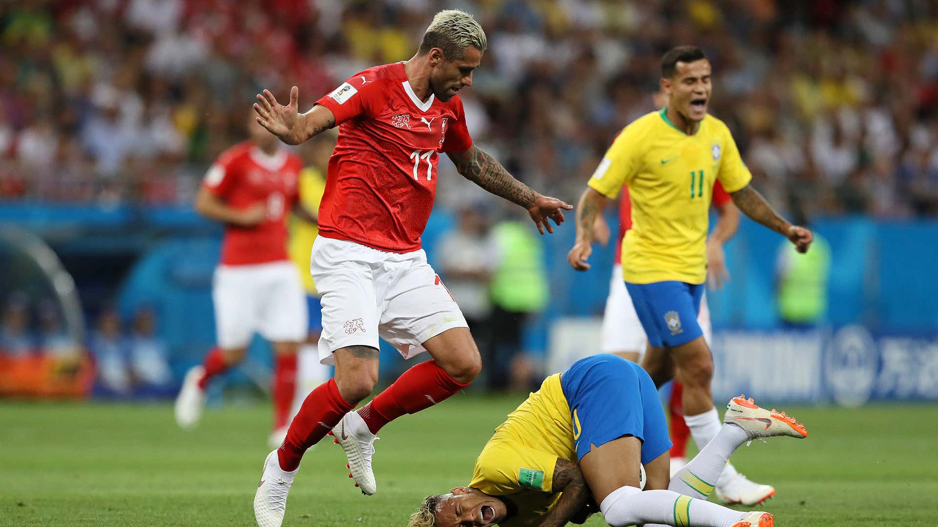 Neymar Behrami Brazil Switzerland World Cup 17062018