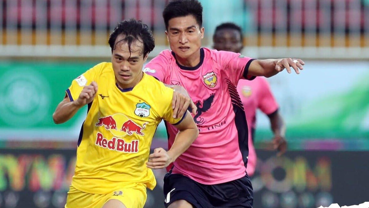 Nguyen Van Toan HAGL Hoang Anh Gia Lai Hong Linh Ha Tinh V.League 2022