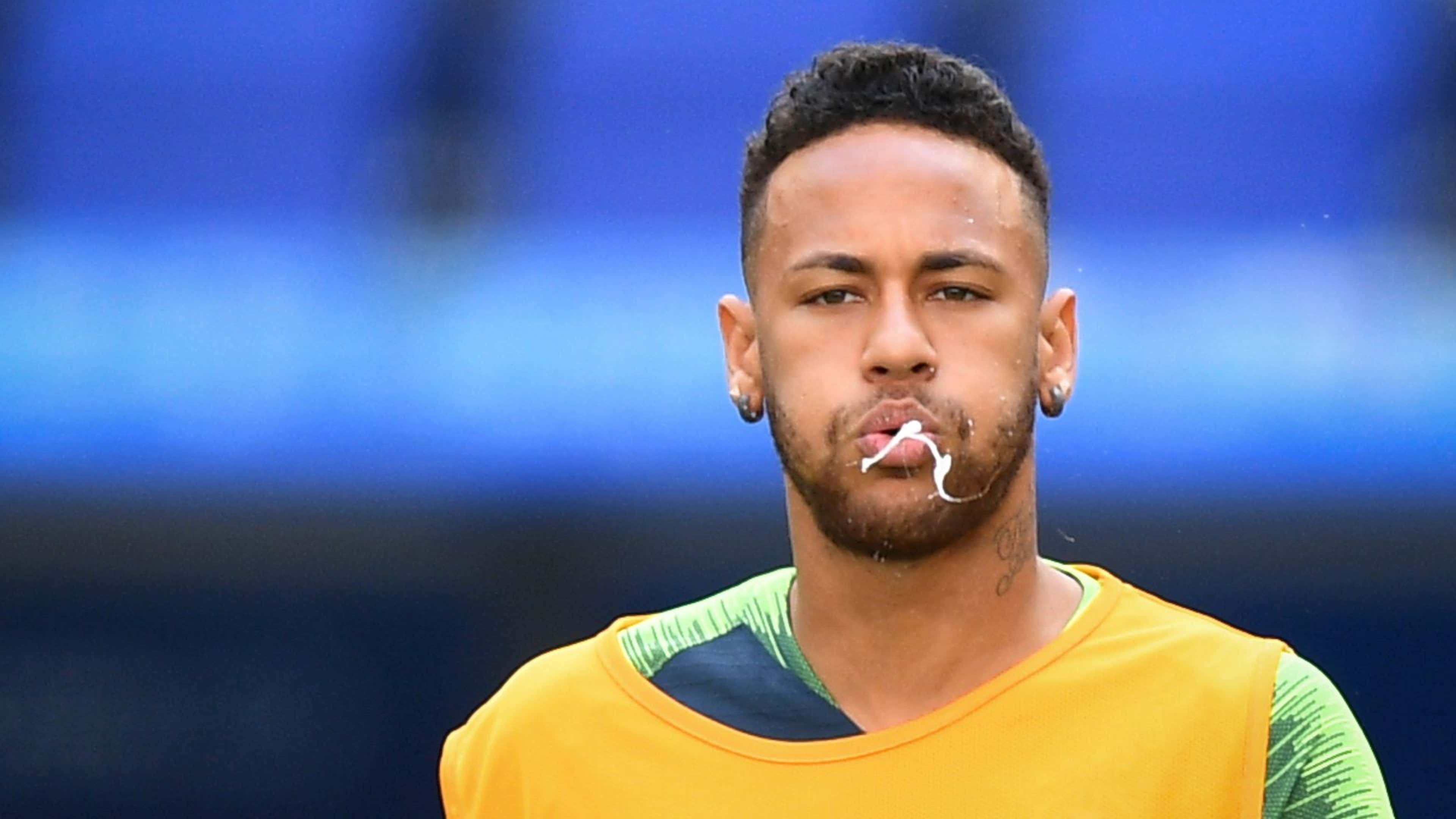Neymar spits