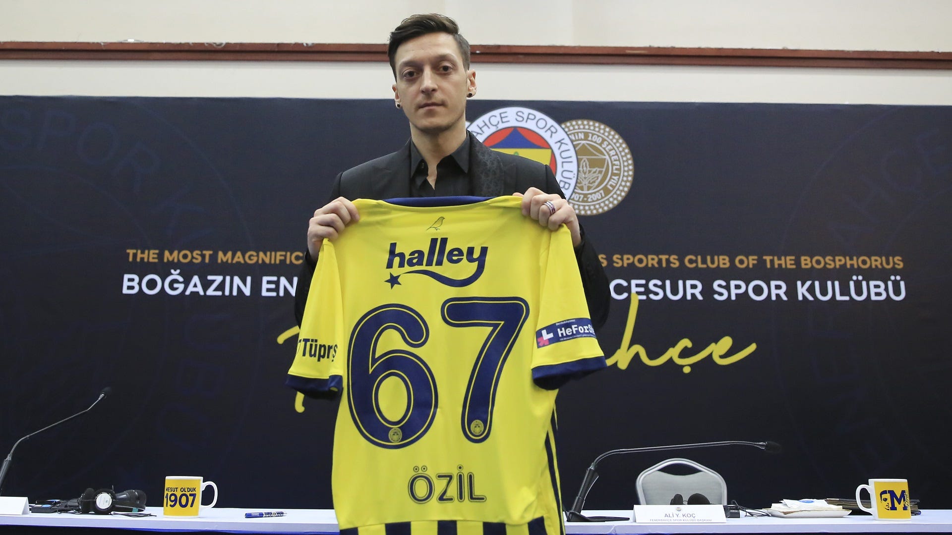 Mesut Özil imza töreni Fenerbahçe 01272021