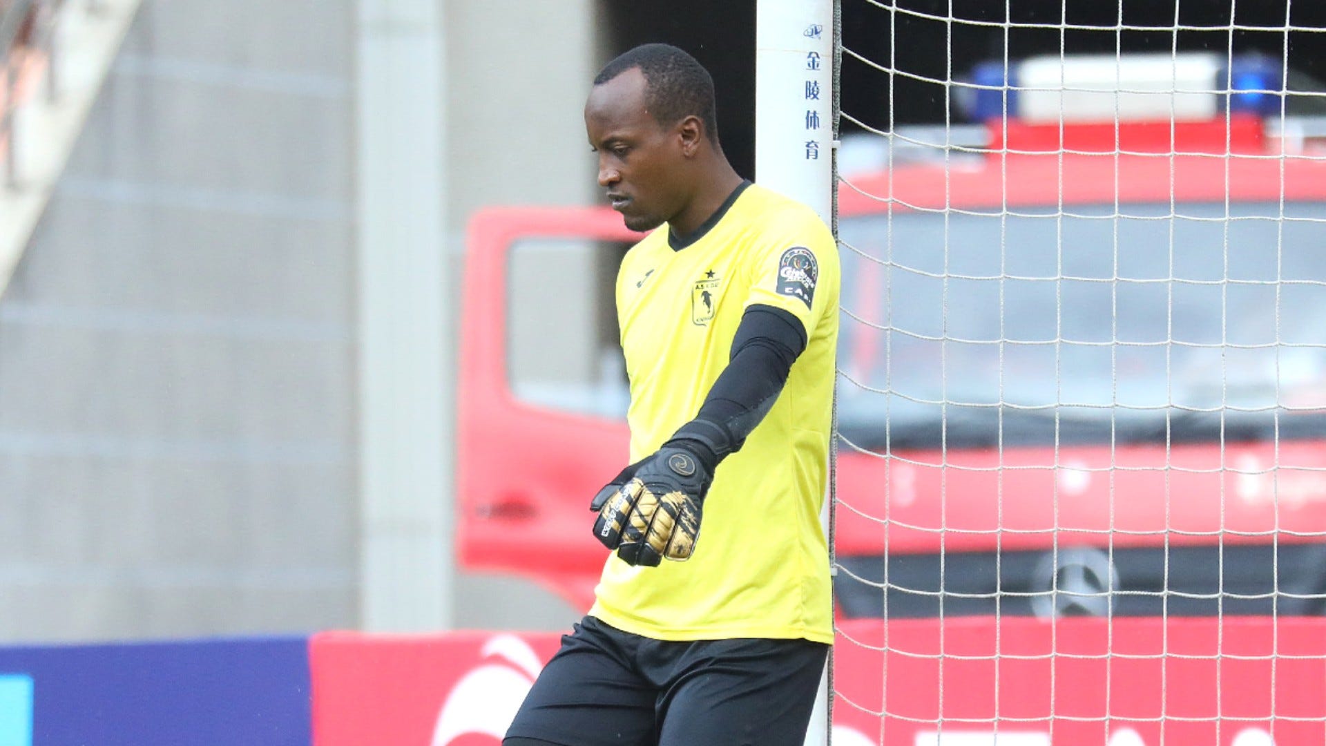 Boost for Orlando Pirates as goalkeepers Ofori, Mpontshane return from  injury ahead of Raja Casablanca clash