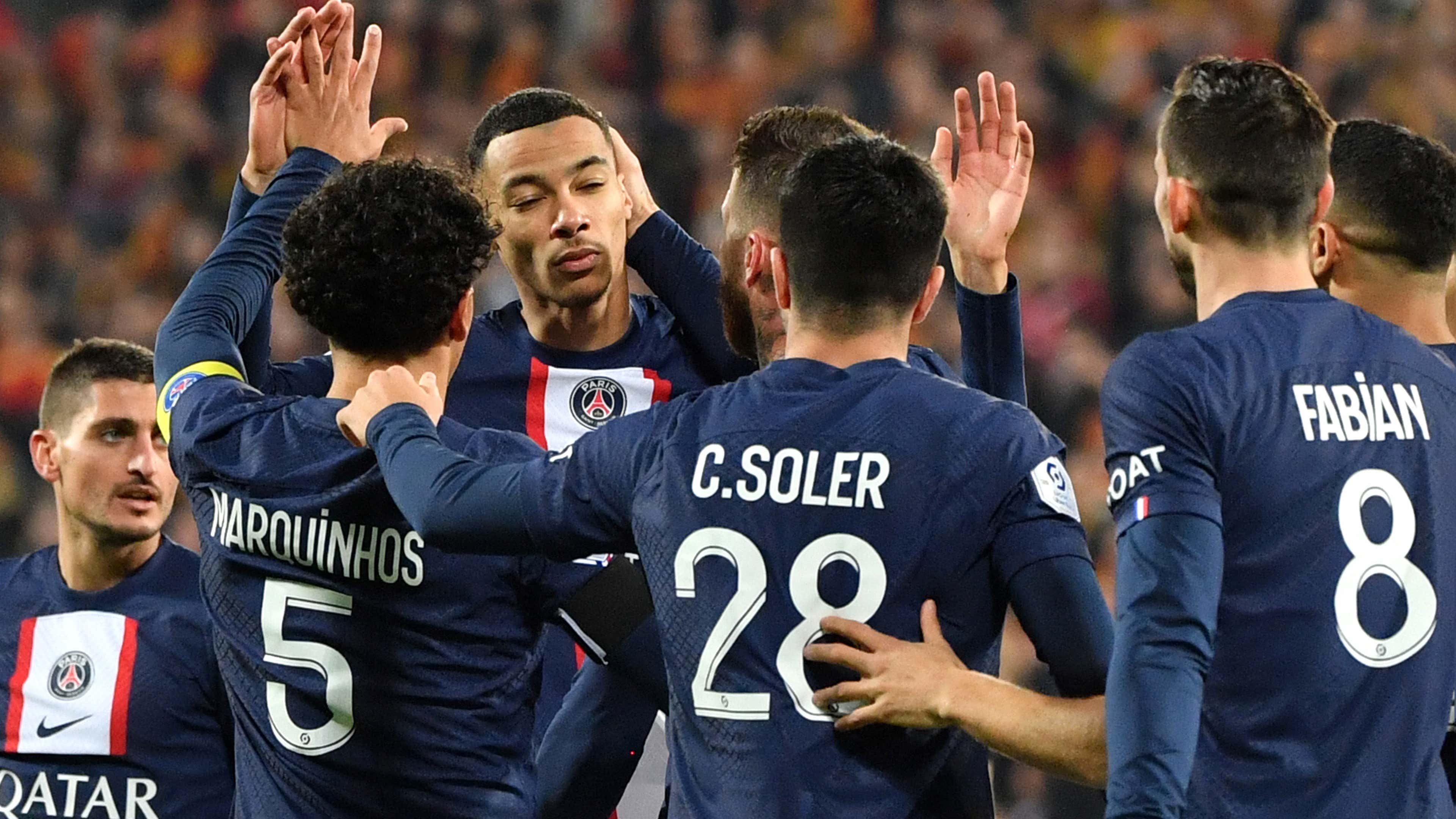 RC Lens – Paris Saint-Germain: Lens Inflict The League Leaders With Their  First Defeat (3-1) – Between The Posts