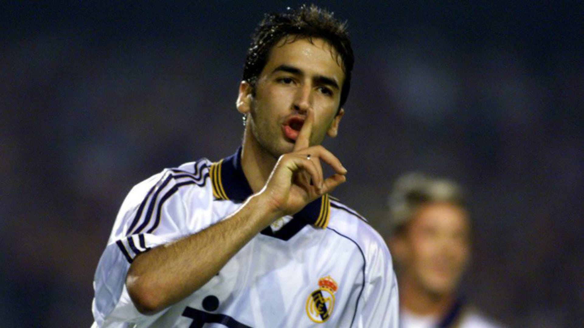 Raul Gonzalez Real Madrid Barcelona 1999