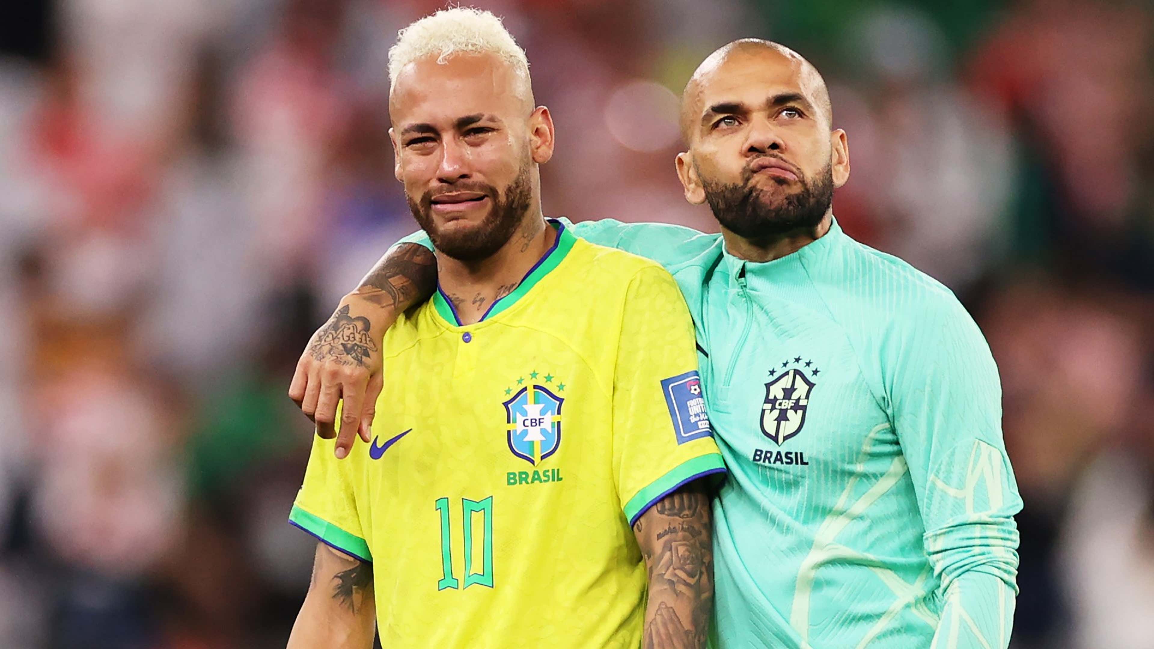 Neymar's father issues strong statement amid reports he will pay disgraced  Barcelona star Dani Alves' €1 million bail