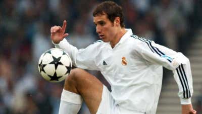 Ivan Helguera Real Madrid 2002