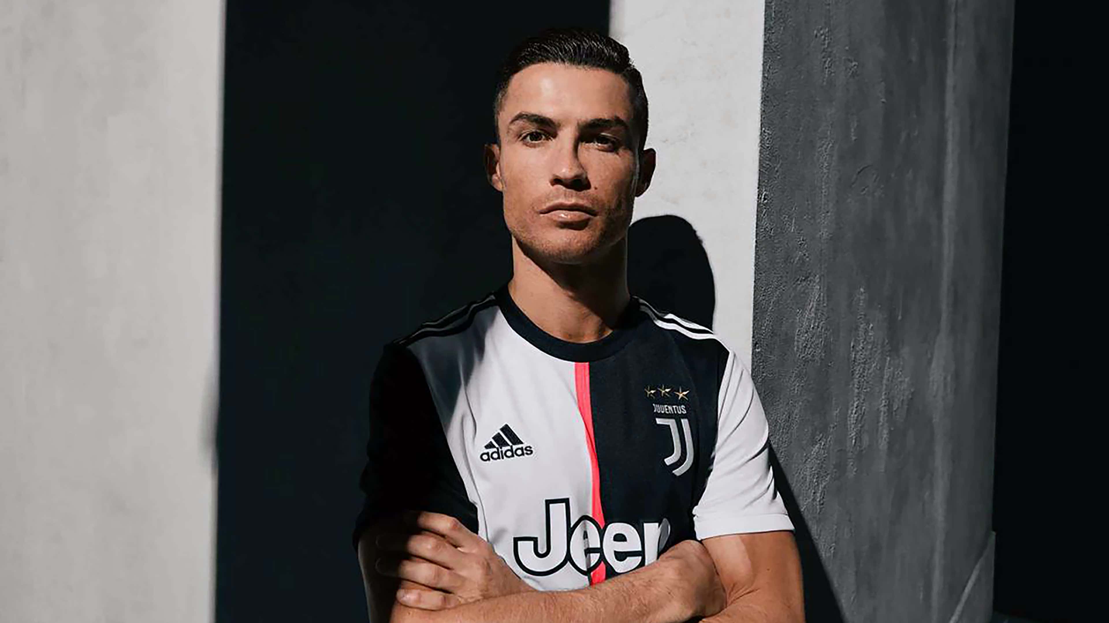 Juventus officially unveils its 2018-19 third kit - Black & White & Read  All Over