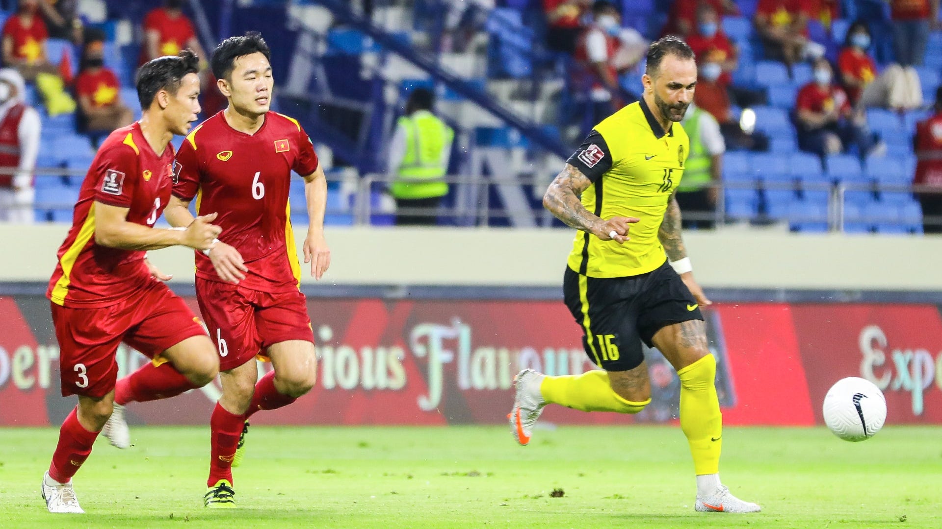 Indonesia vs vietnam live streaming bola. Вьетнам против Кореи футбол. Вьетнам Малайзия 15 декабря 2018 футбол. Малашэзия Вьетнам пуэртори.