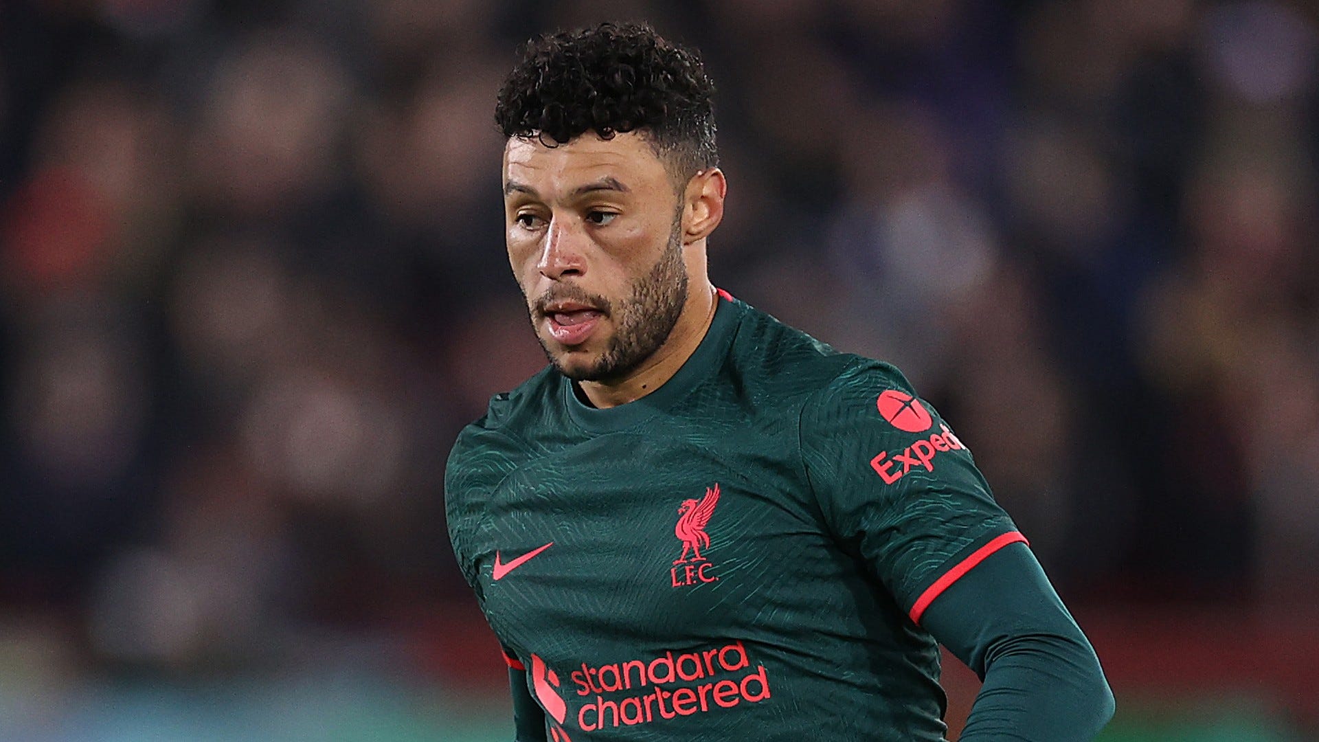 Alex Oxlade-Chamberlain being targeted by three Premier League clubs with Liverpool contract set to expire in summer