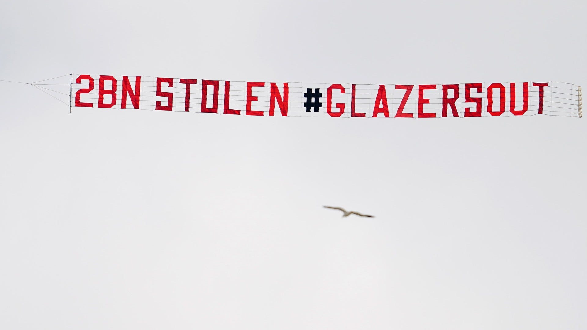 Glazers out plane protest Leeds vs Man Utd Elland Road 2021