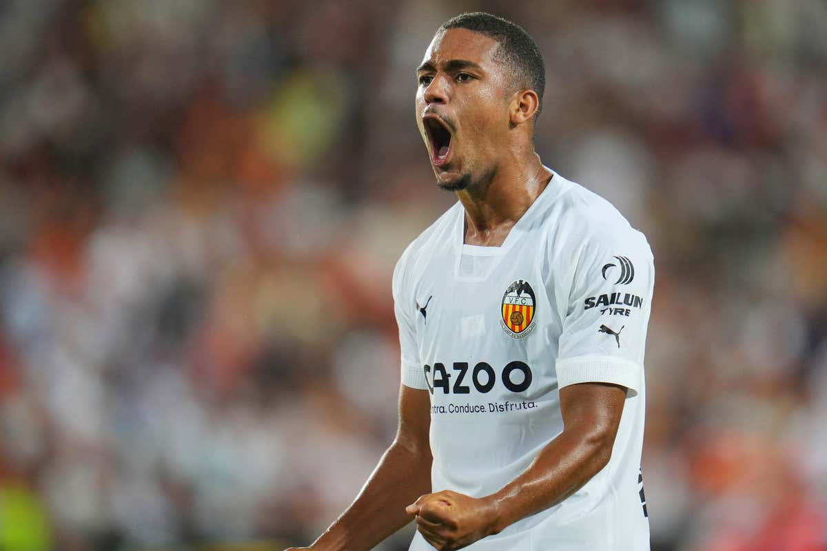 El Valencia coge turno por Lino | Goal.com México