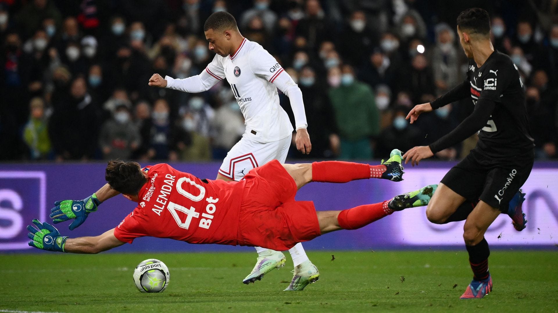 Dogan Alemdar. PSG vs Rennes. 02.11.2022
