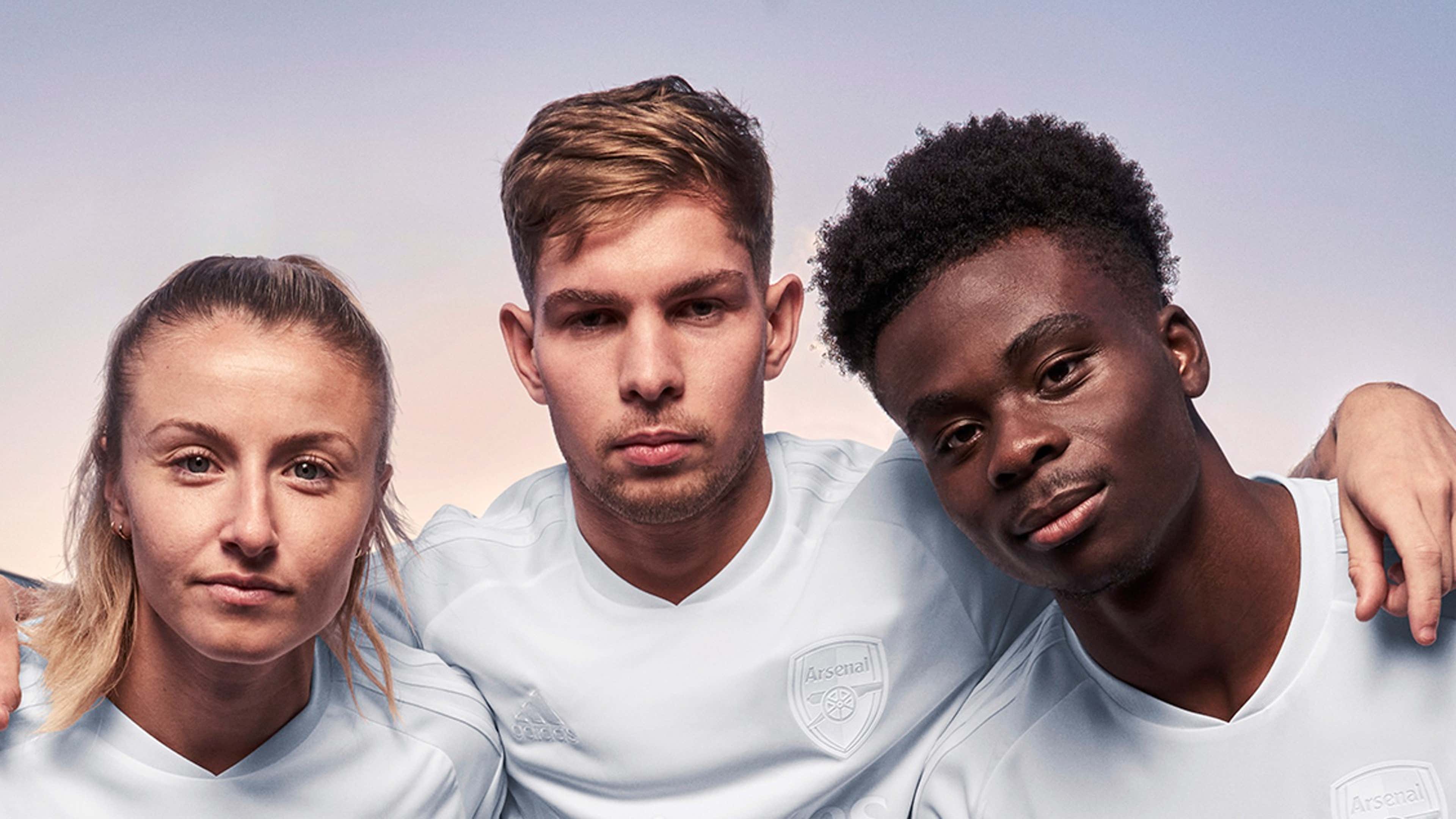 melodisk Tæl op bungee jump Why are Arsenal wearing all-white kits vs Oxford United in the FA Cup? |  Goal.com US