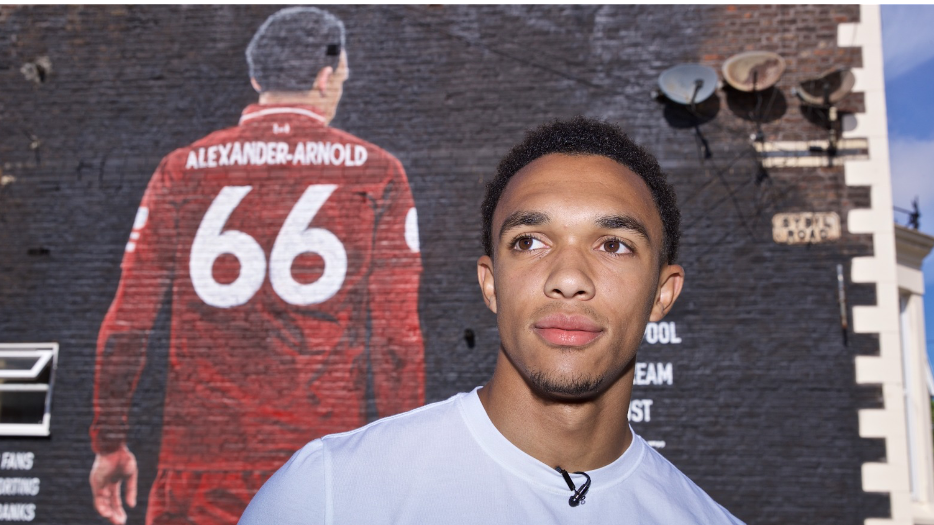 ALEXANDER-ARNOLD 2-18/19 RED ENGLAND WORLD CUP HOME NAME SET = PLAYER SIZE 